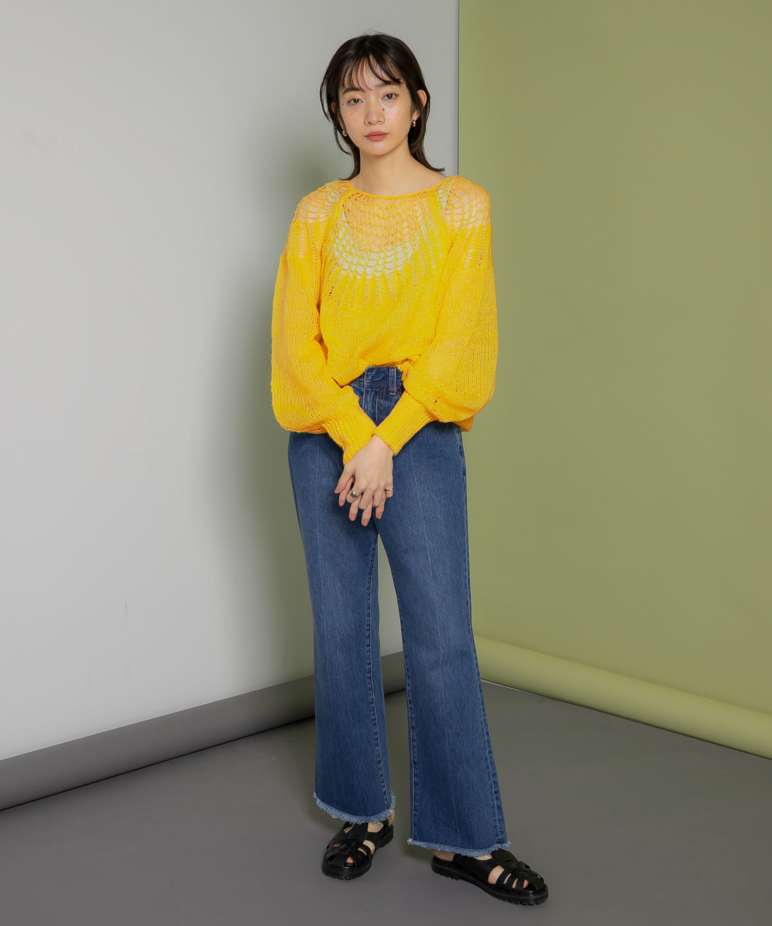 メッシュネックニット YELLOW one