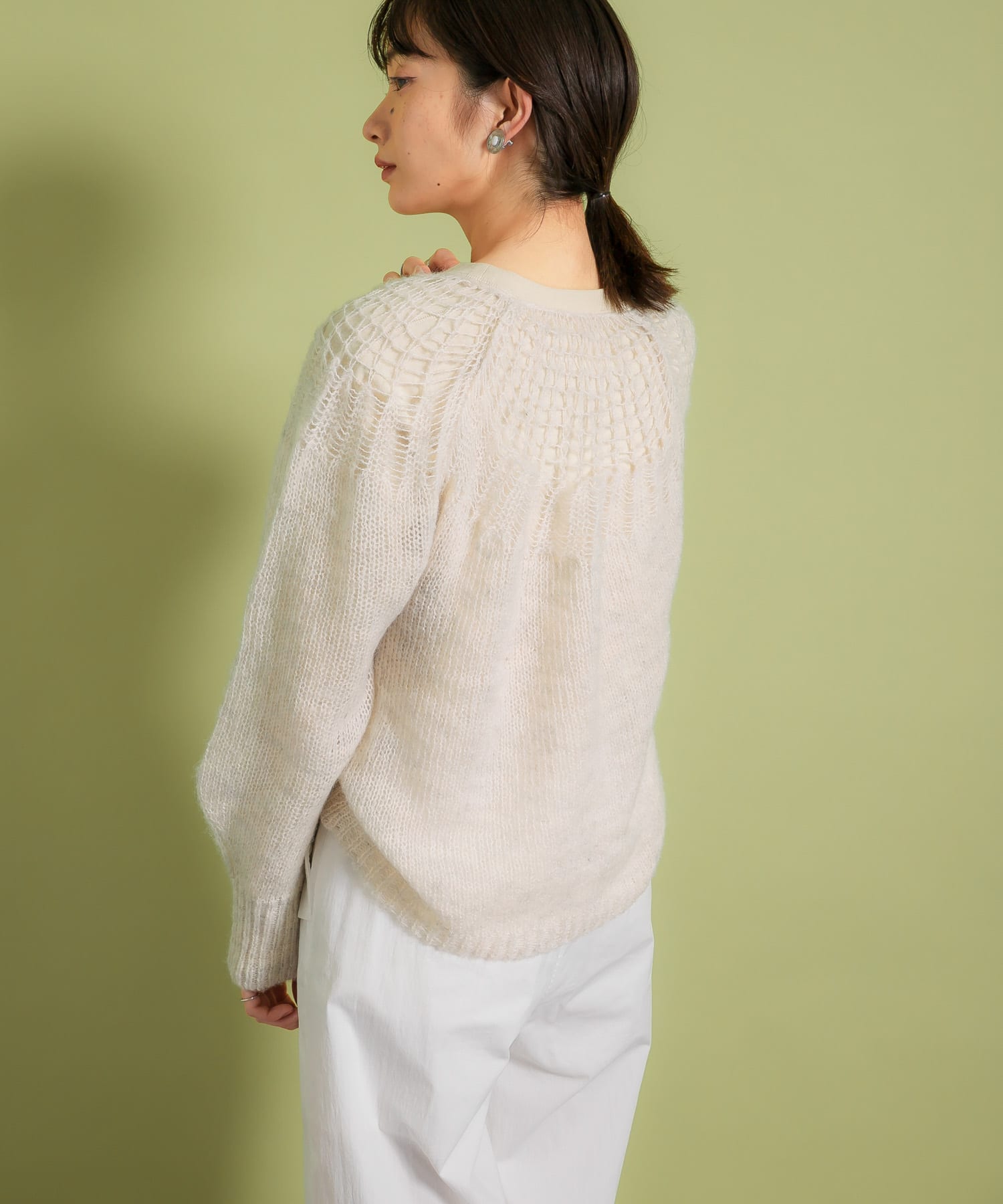 メッシュネックニット L.GREIGE one
