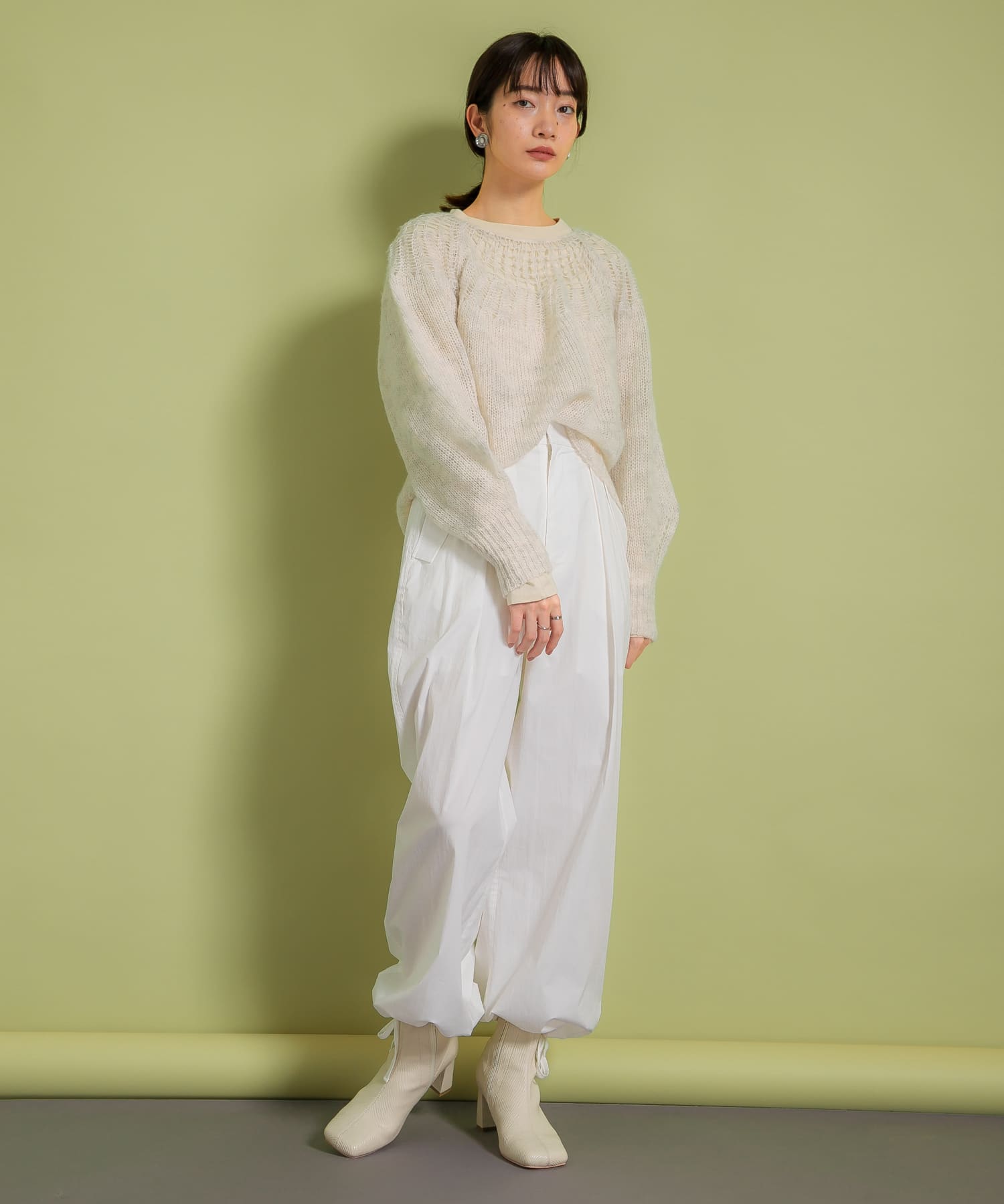 メッシュネックニット L.GREIGE one