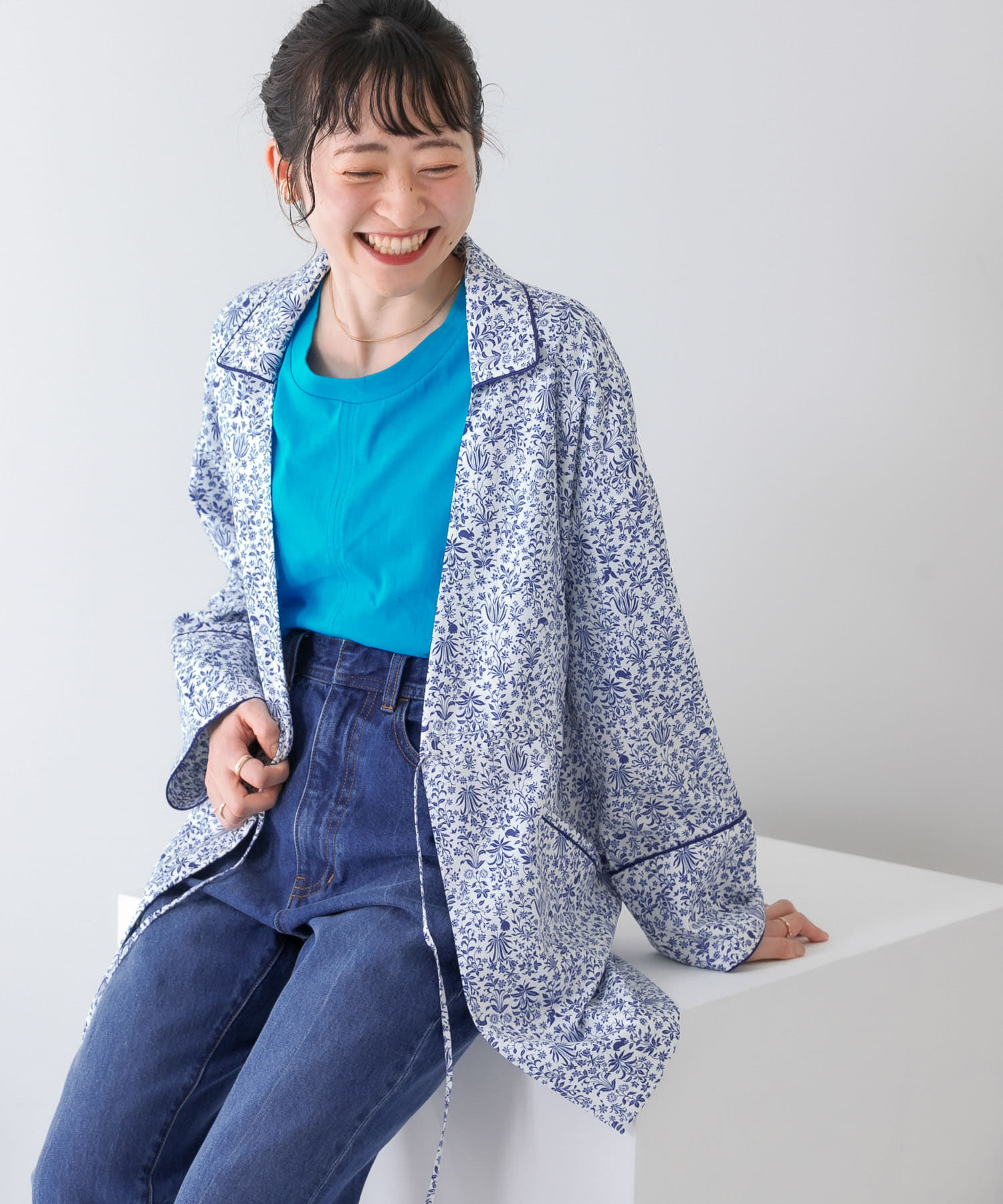 ドロストプリントガウン BLUE one