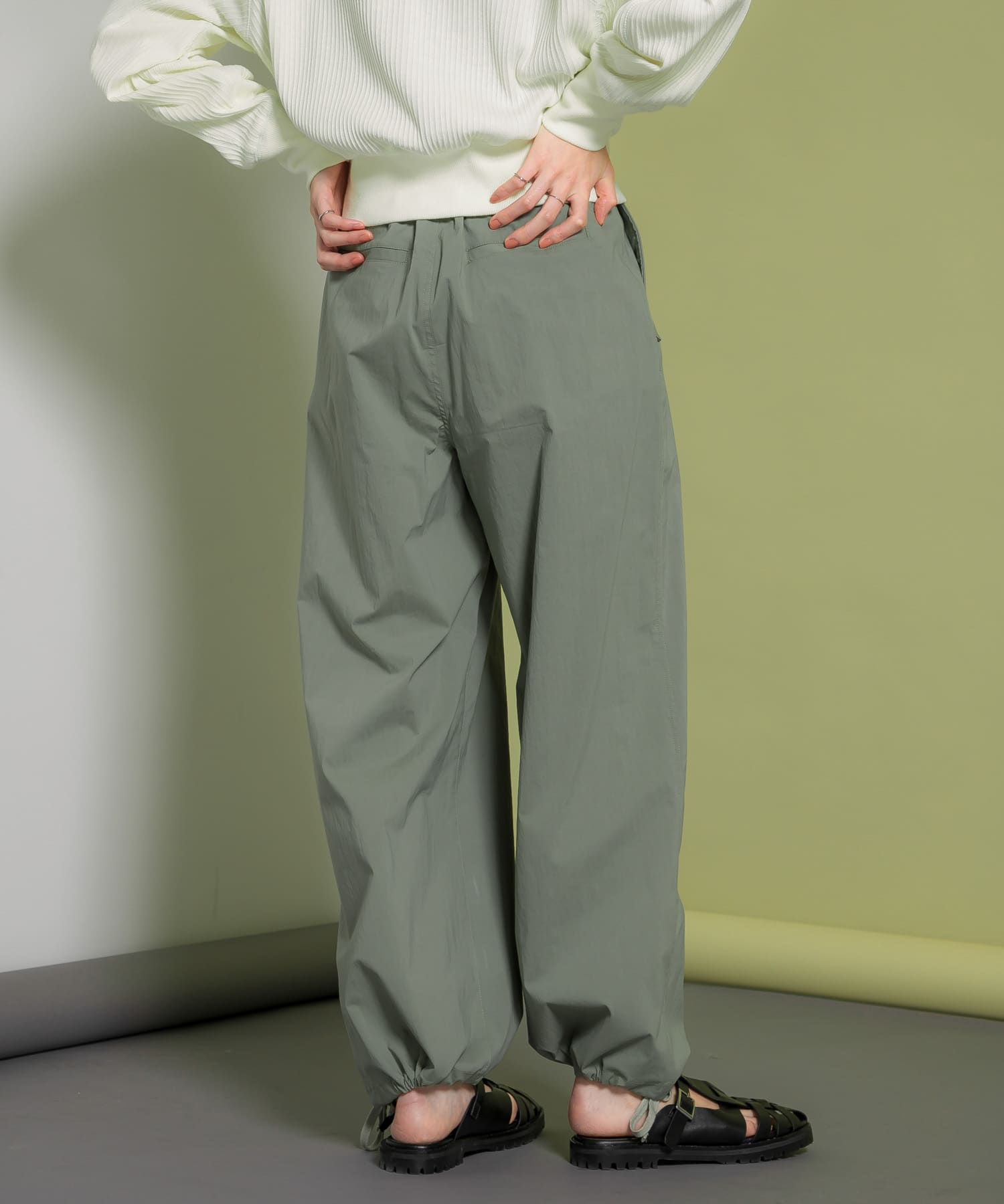 ヘムドロストミリタリーパンツ KHAKI one