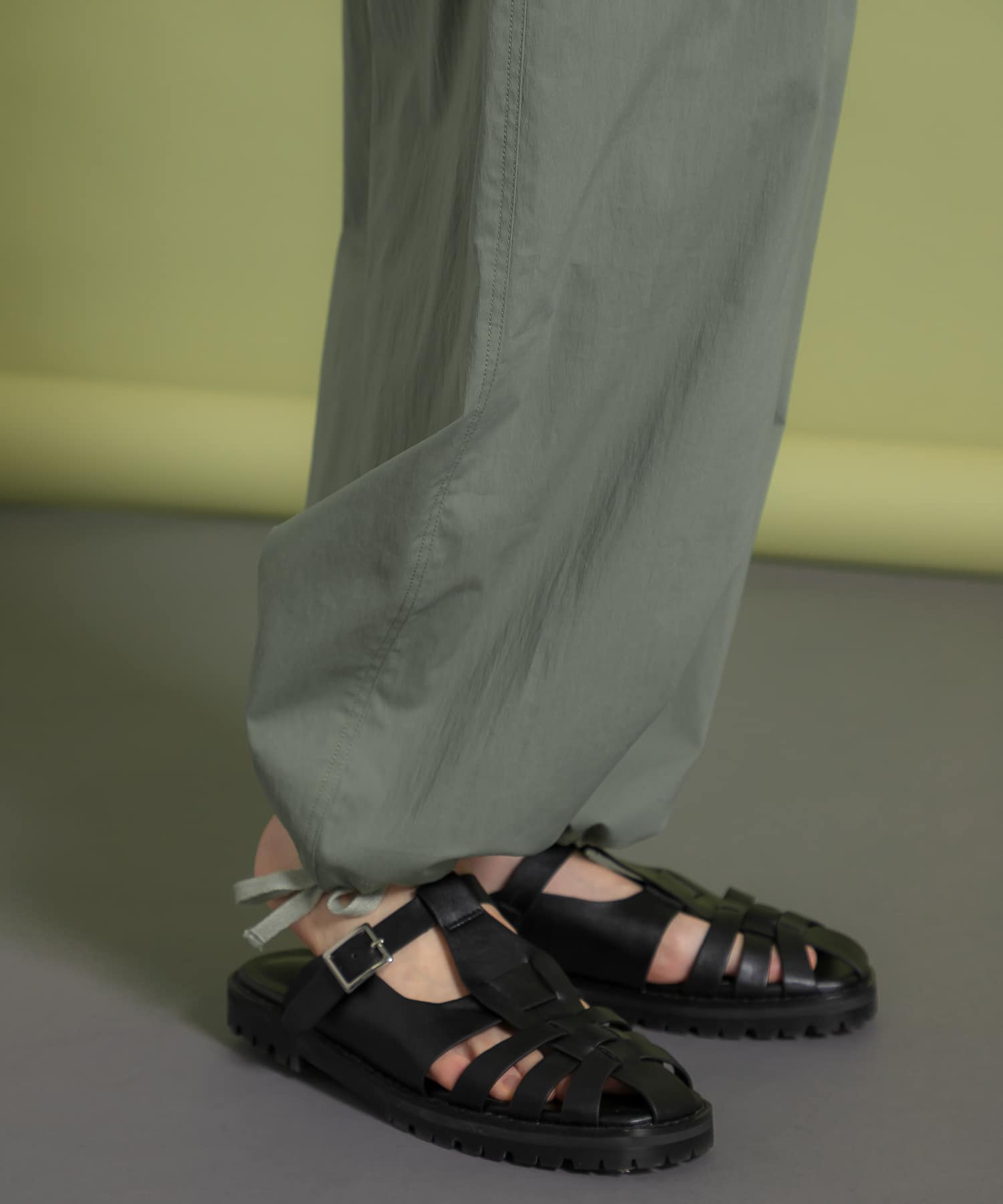 ヘムドロストミリタリーパンツ KHAKI one