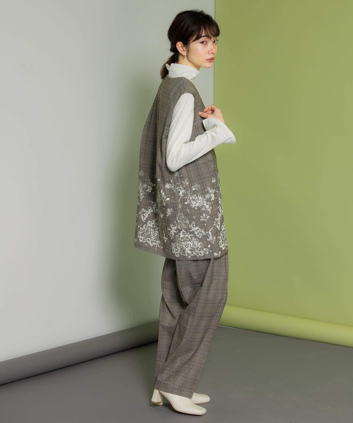 レースプリントチェックベスト BROWN one