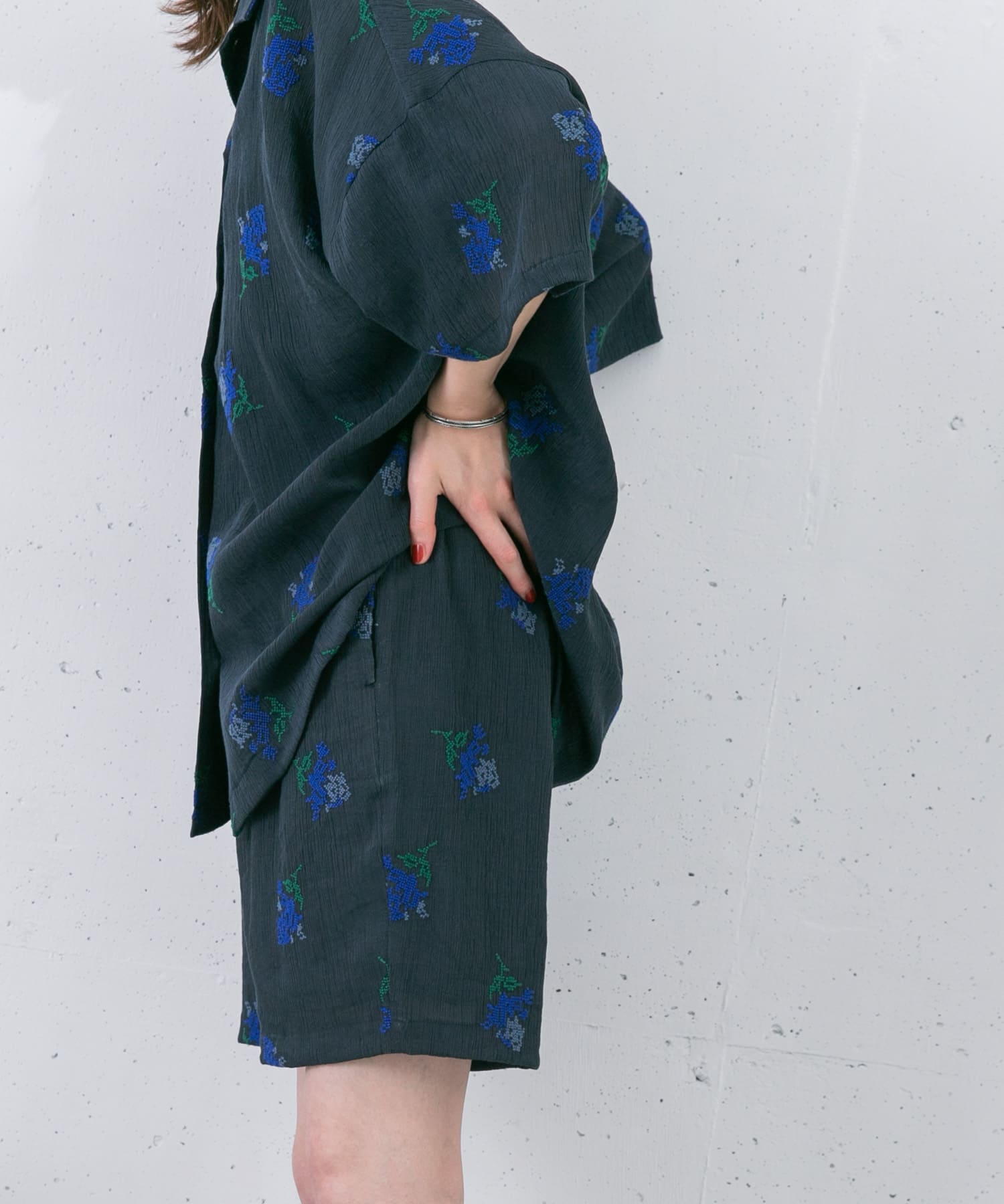 身長：159cm サイズ：one