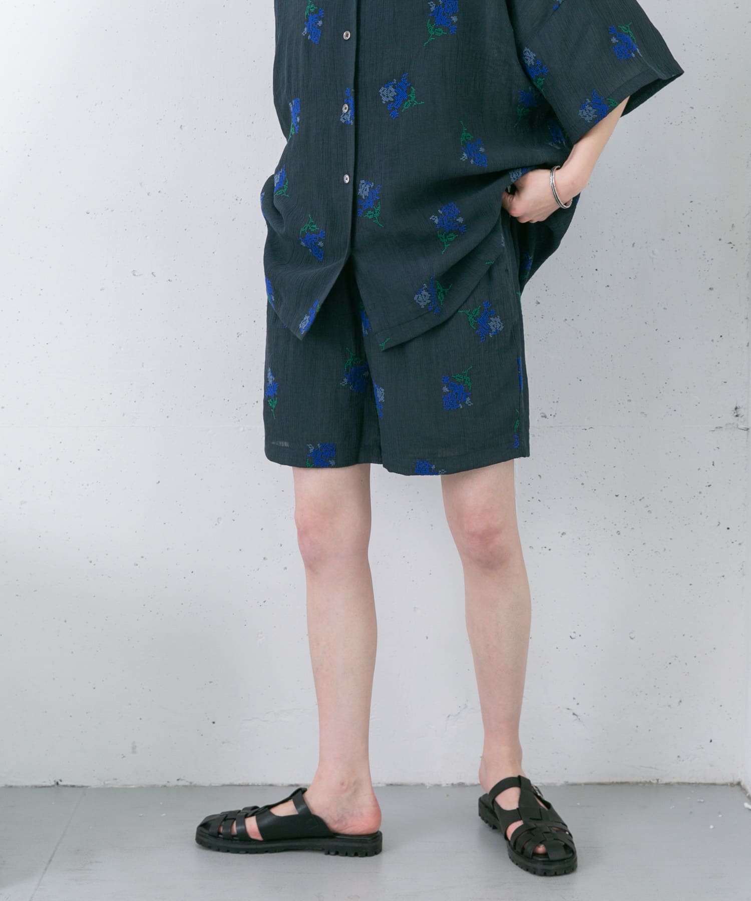 身長：159cm サイズ：one