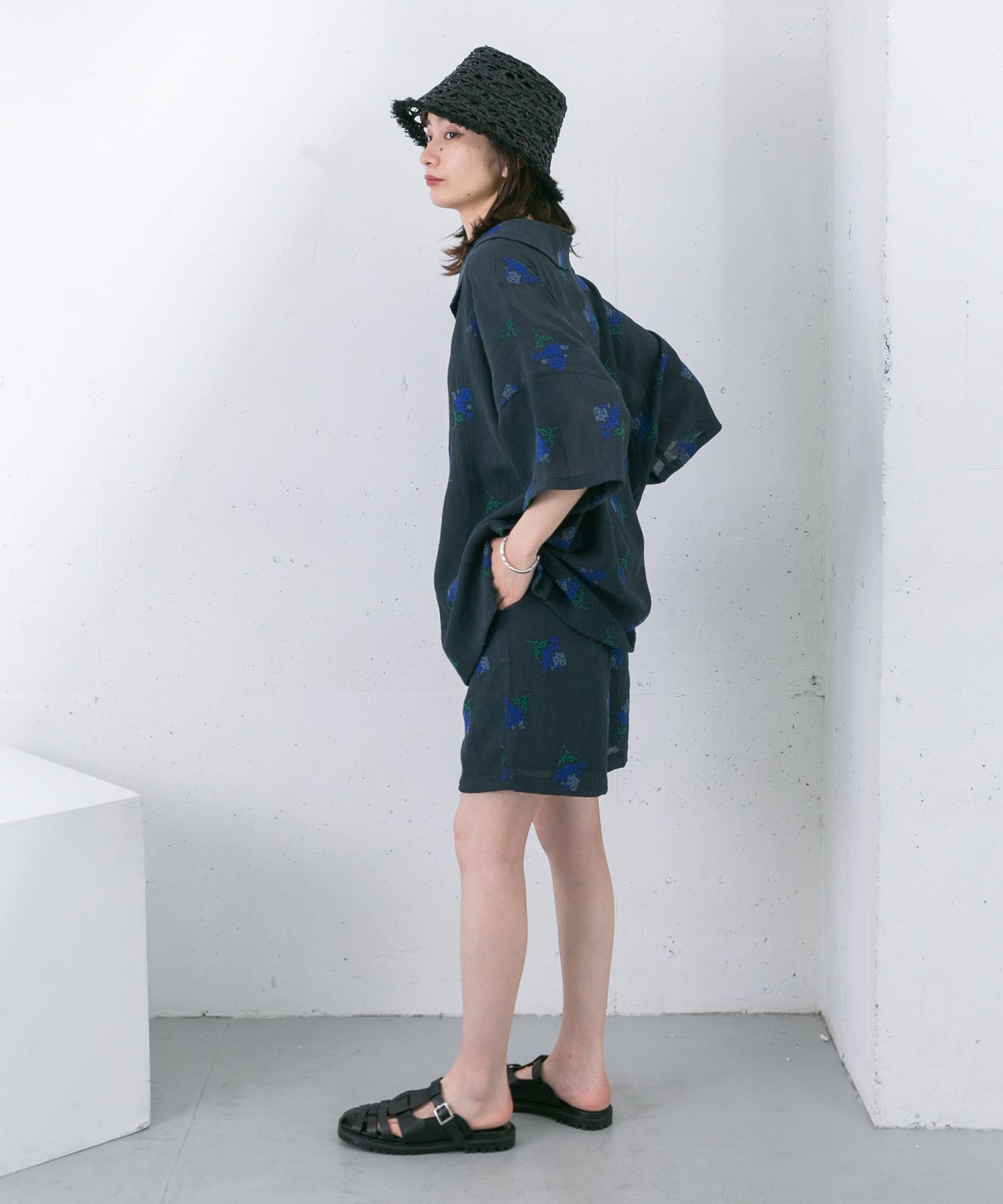 身長：159cm サイズ：one