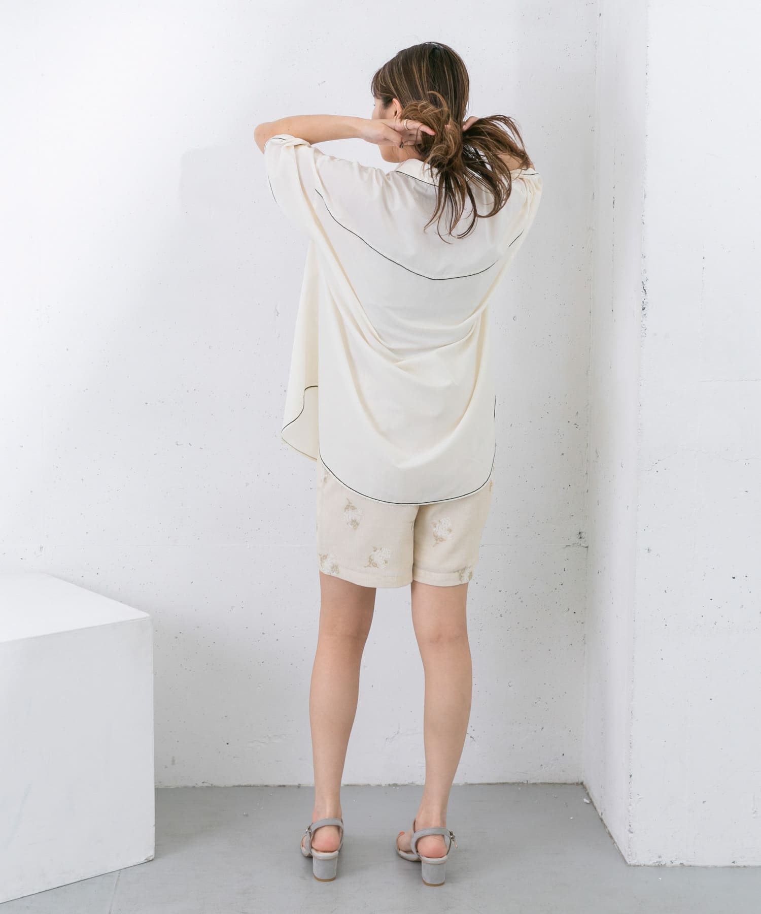 IVORY