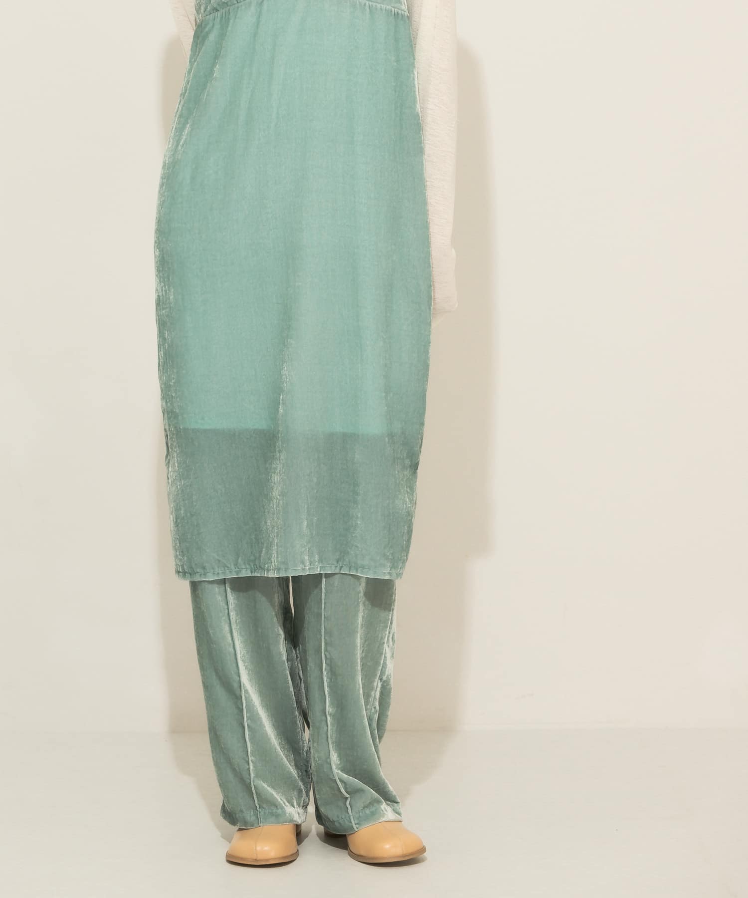 身長：159cm サイズ：one