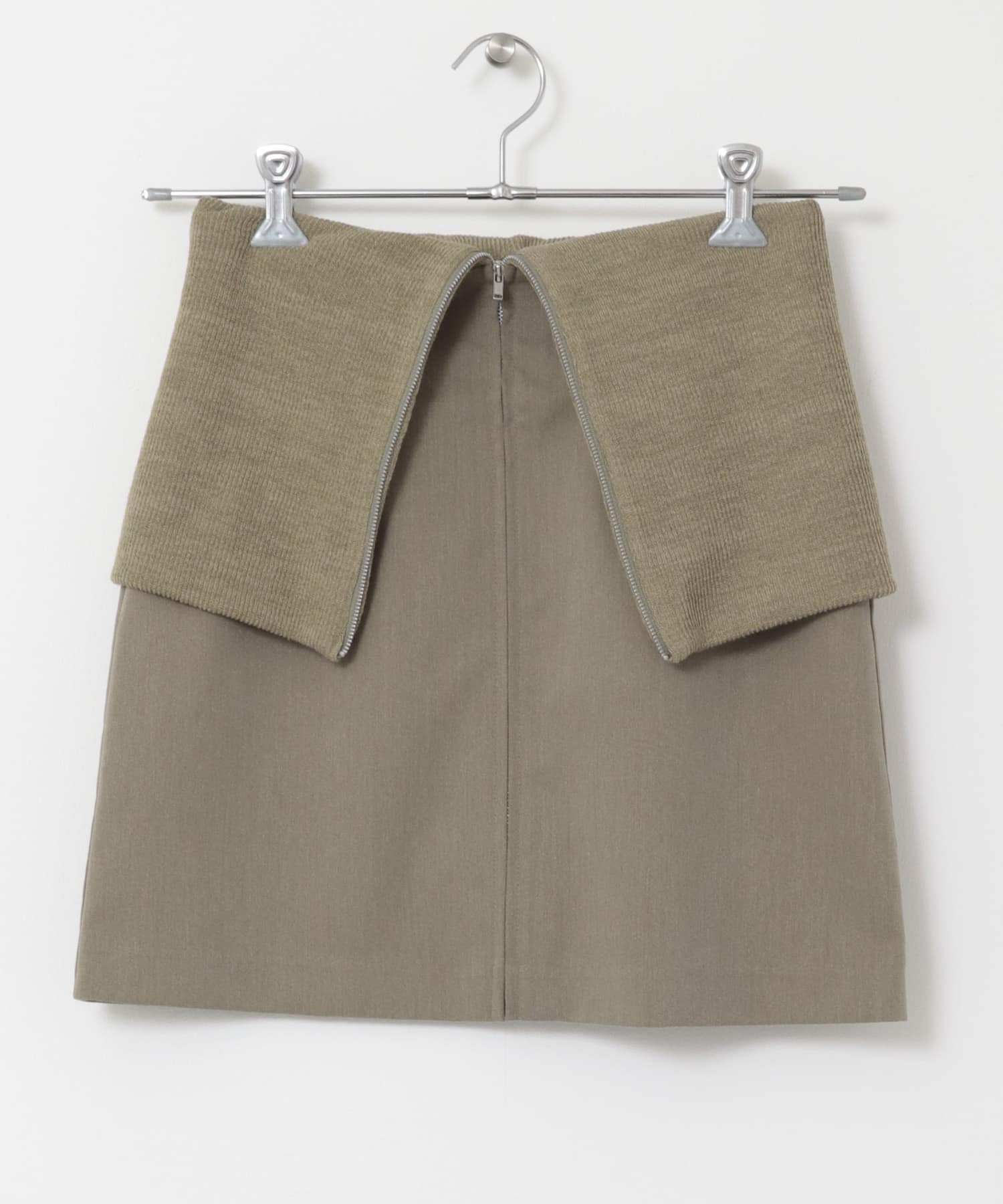 KHAKIBEIGE