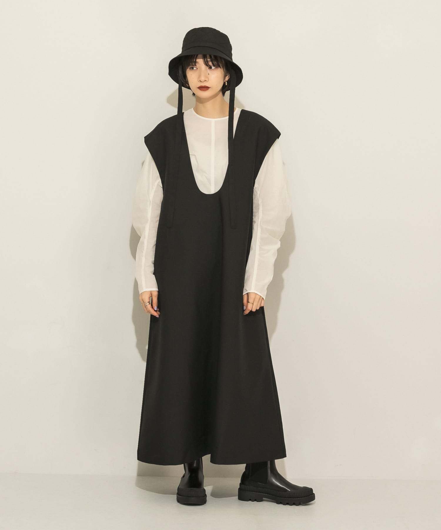 身長：159cm サイズ：one