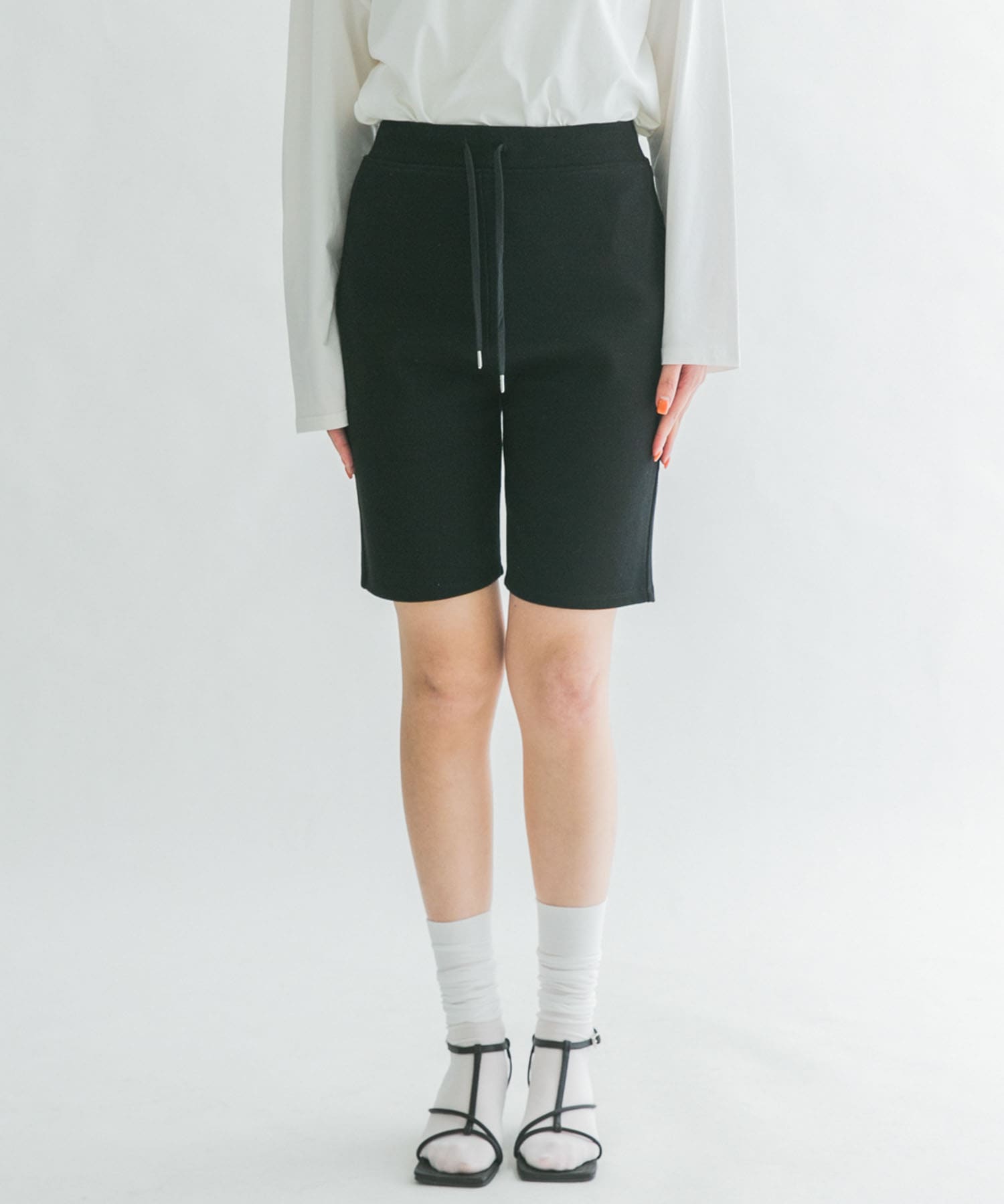 身長：165cm サイズ：one