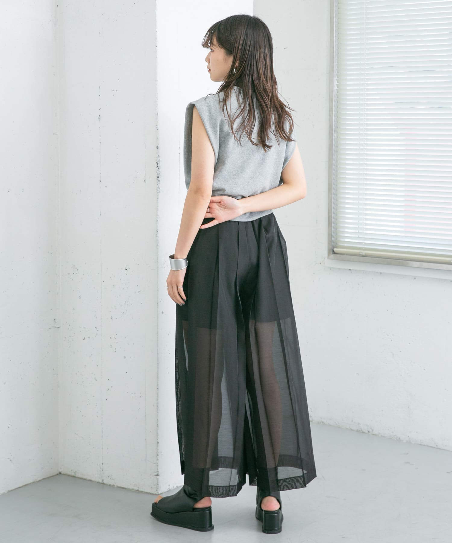 身長：165cm サイズ：one