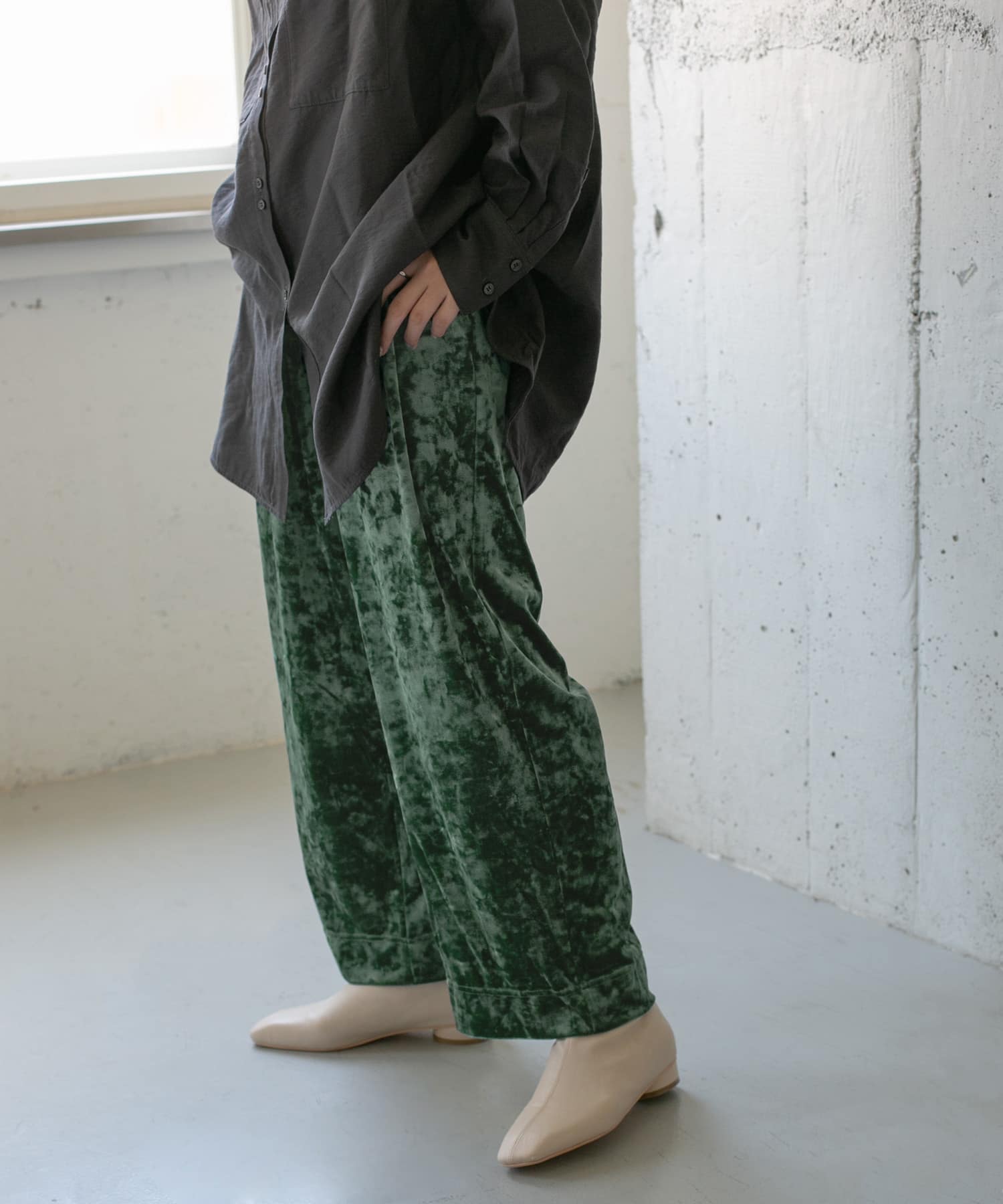 クラッシュベロアパンツ