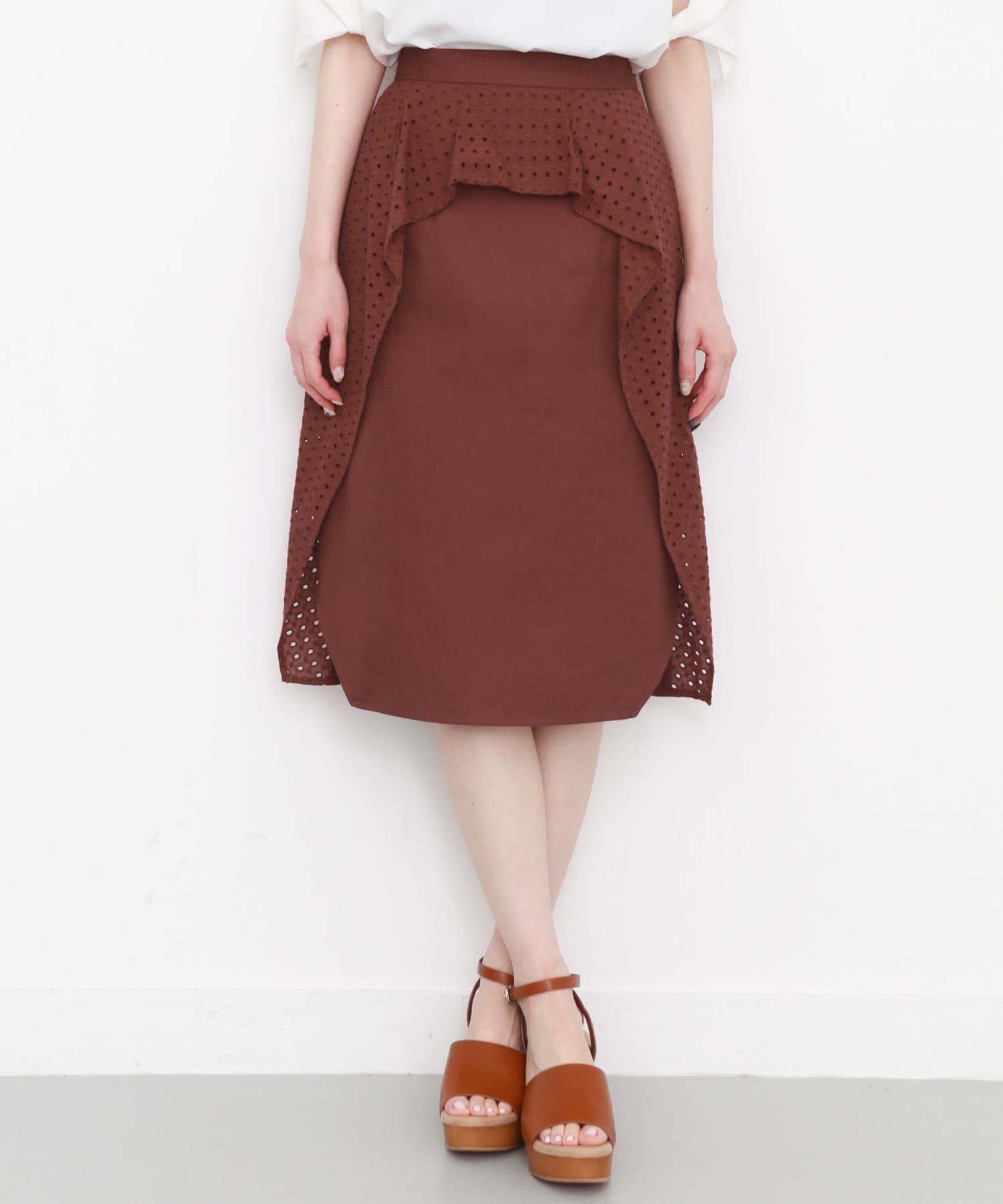 ペプラムレース変型スカート∴ BROWN one