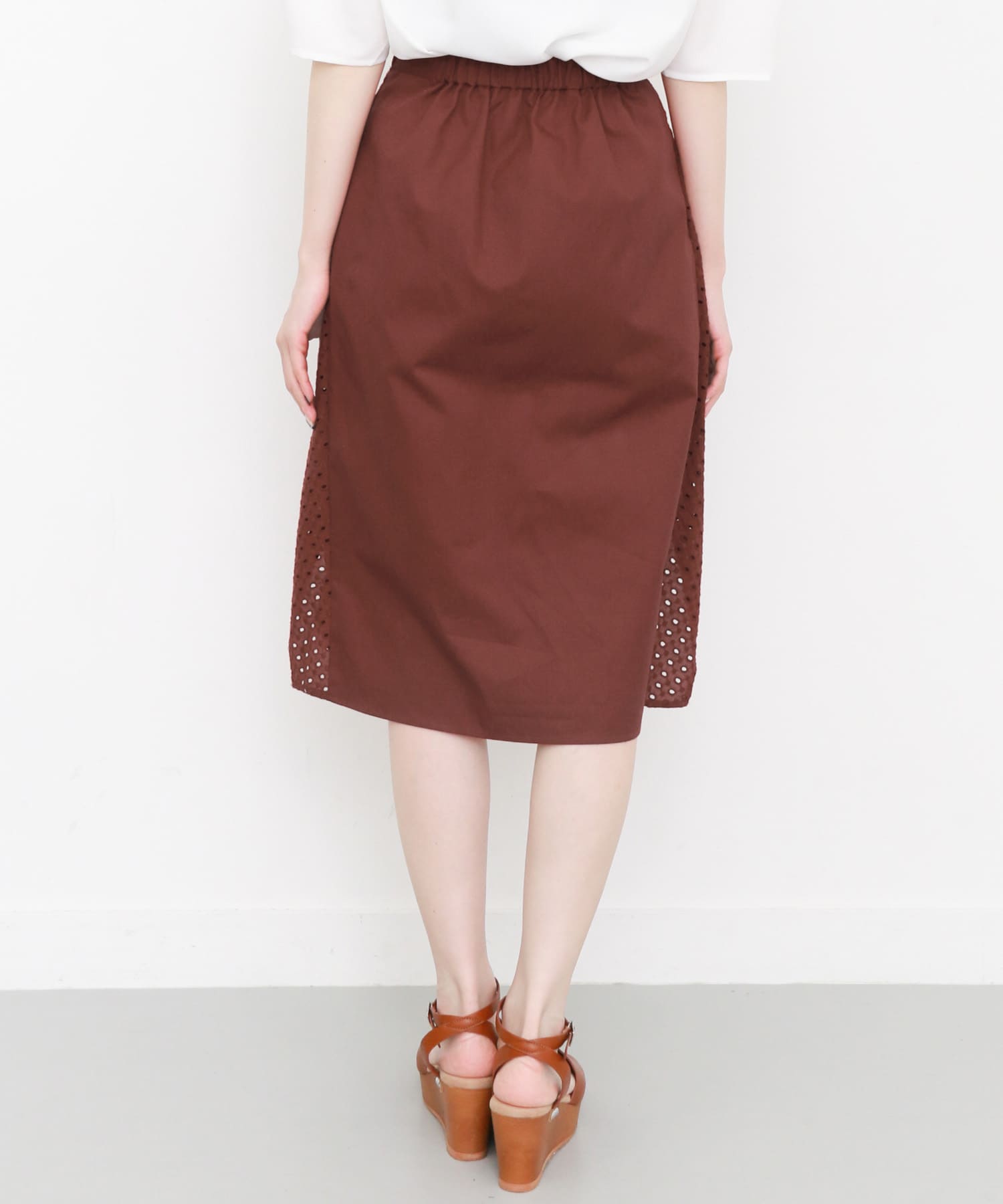 ペプラムレース変型スカート∴ BROWN one
