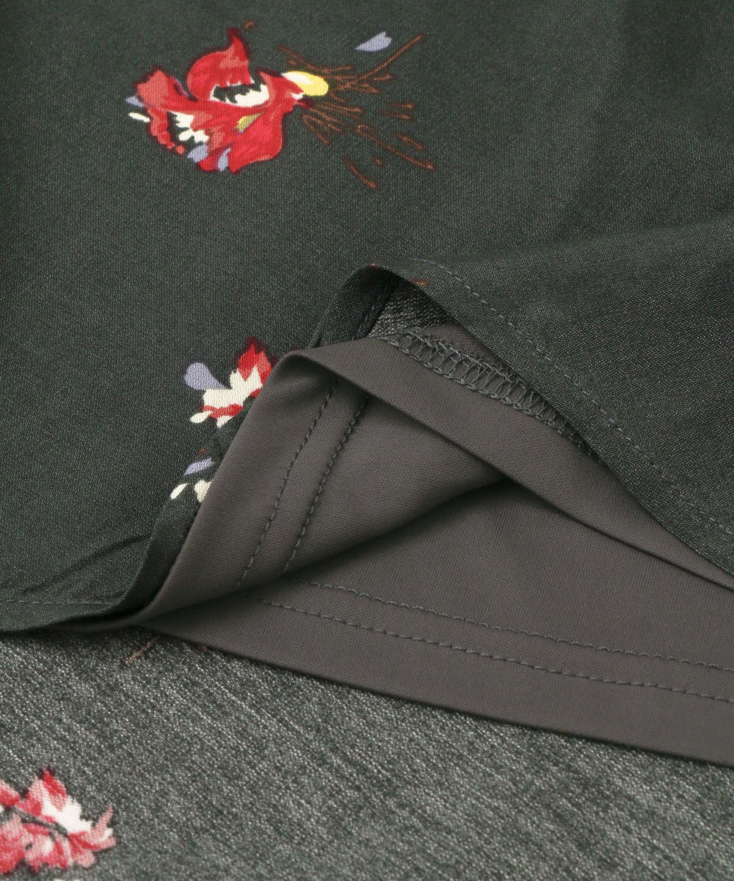 フラワーイレヘムバイアススカート∴ BLACK one
