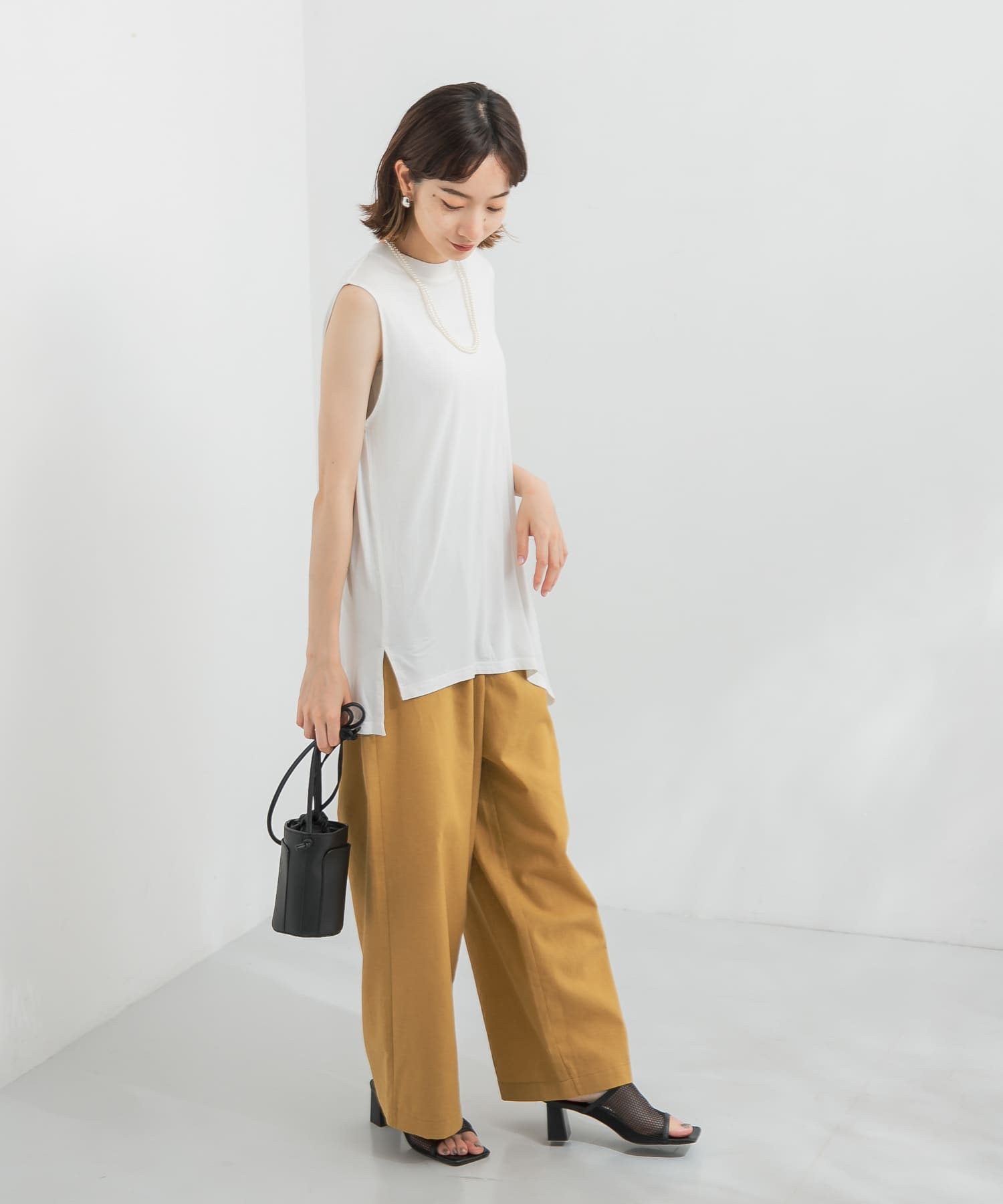 身長：159cm サイズ：one