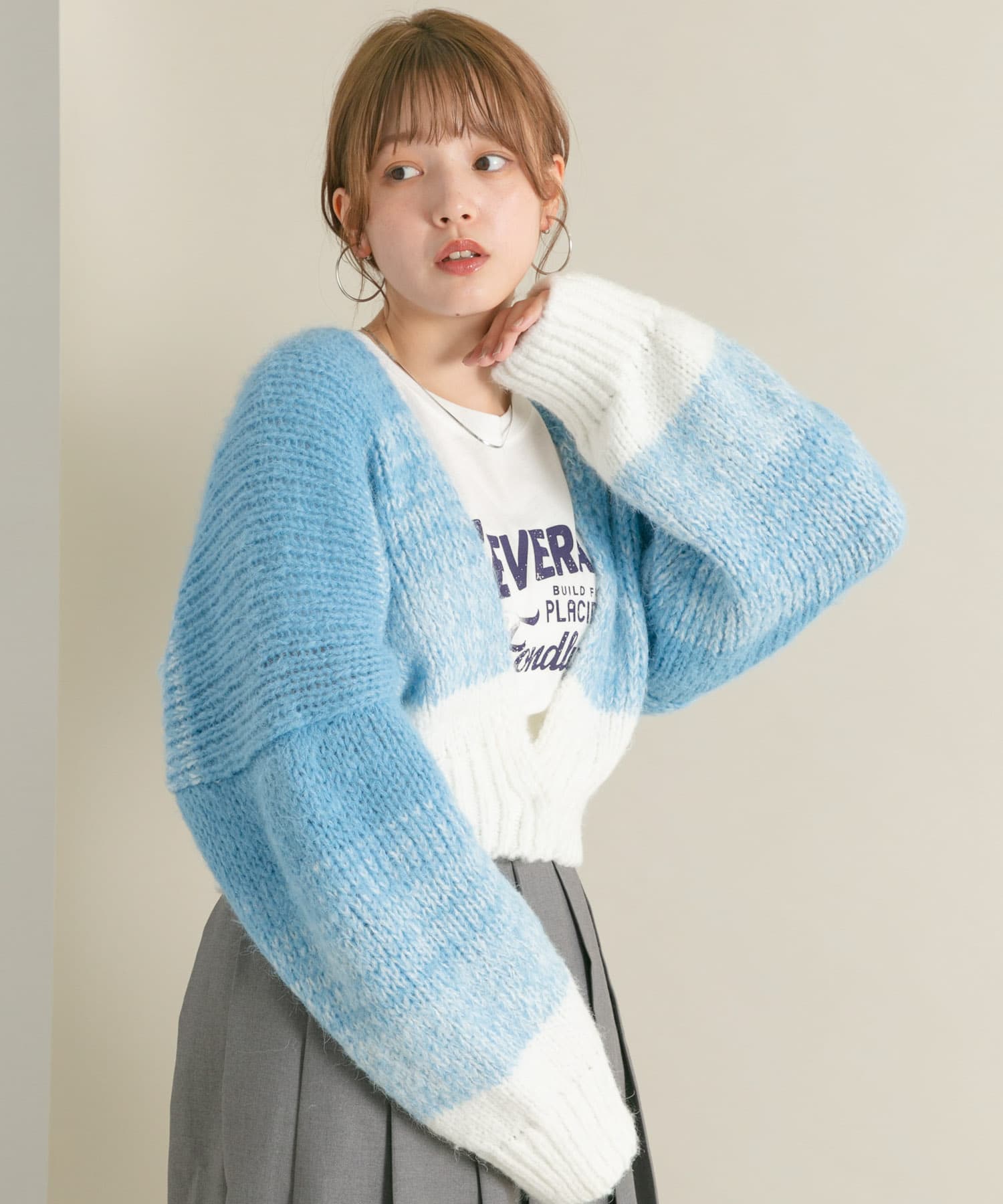 WEB/一部店舗限定』グラデーションショートカーディガン(one NAVY MIX