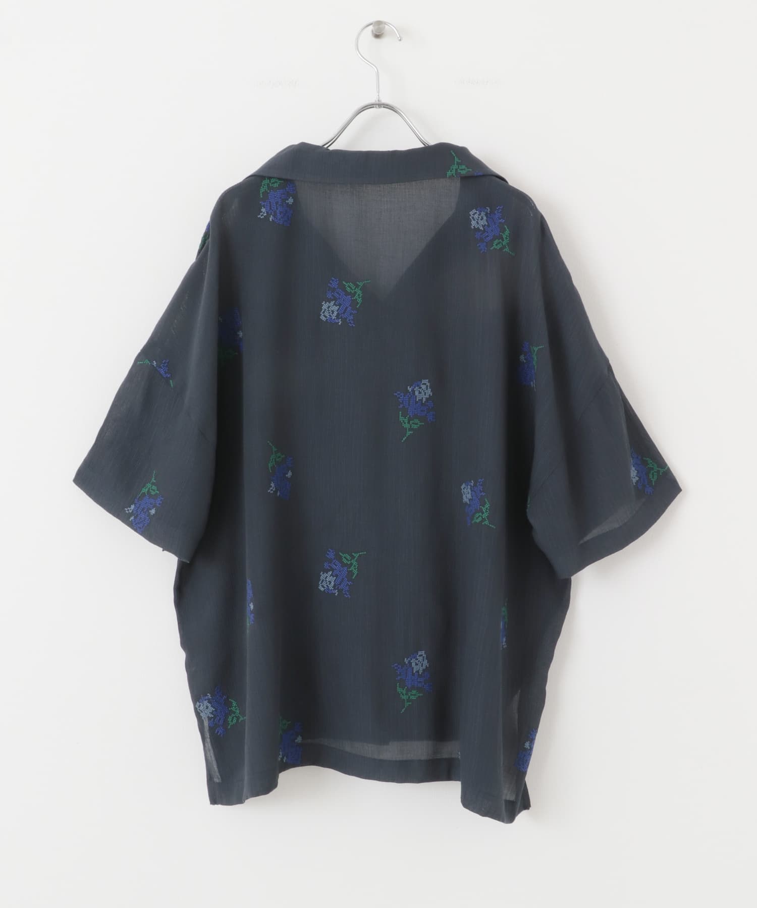 『WEB限定』エンブロイダリーワイドシャツ NAVY one