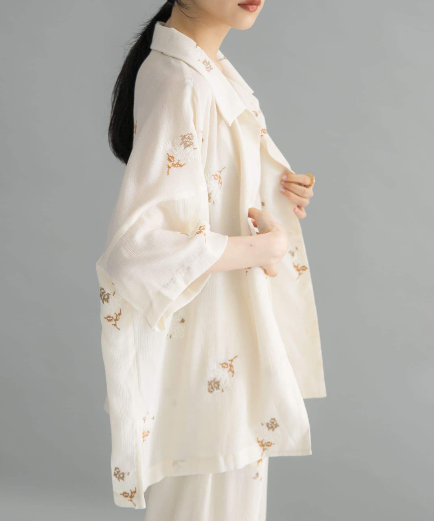IVORY