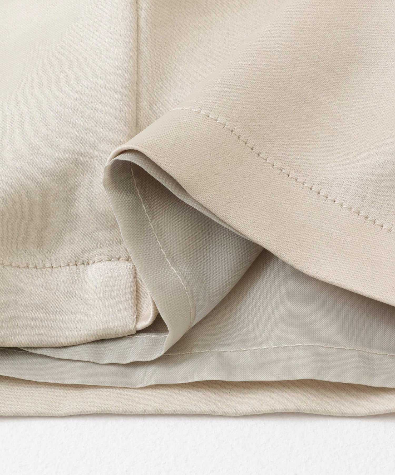 『WEB限定』サテンセットアップ BEIGE one