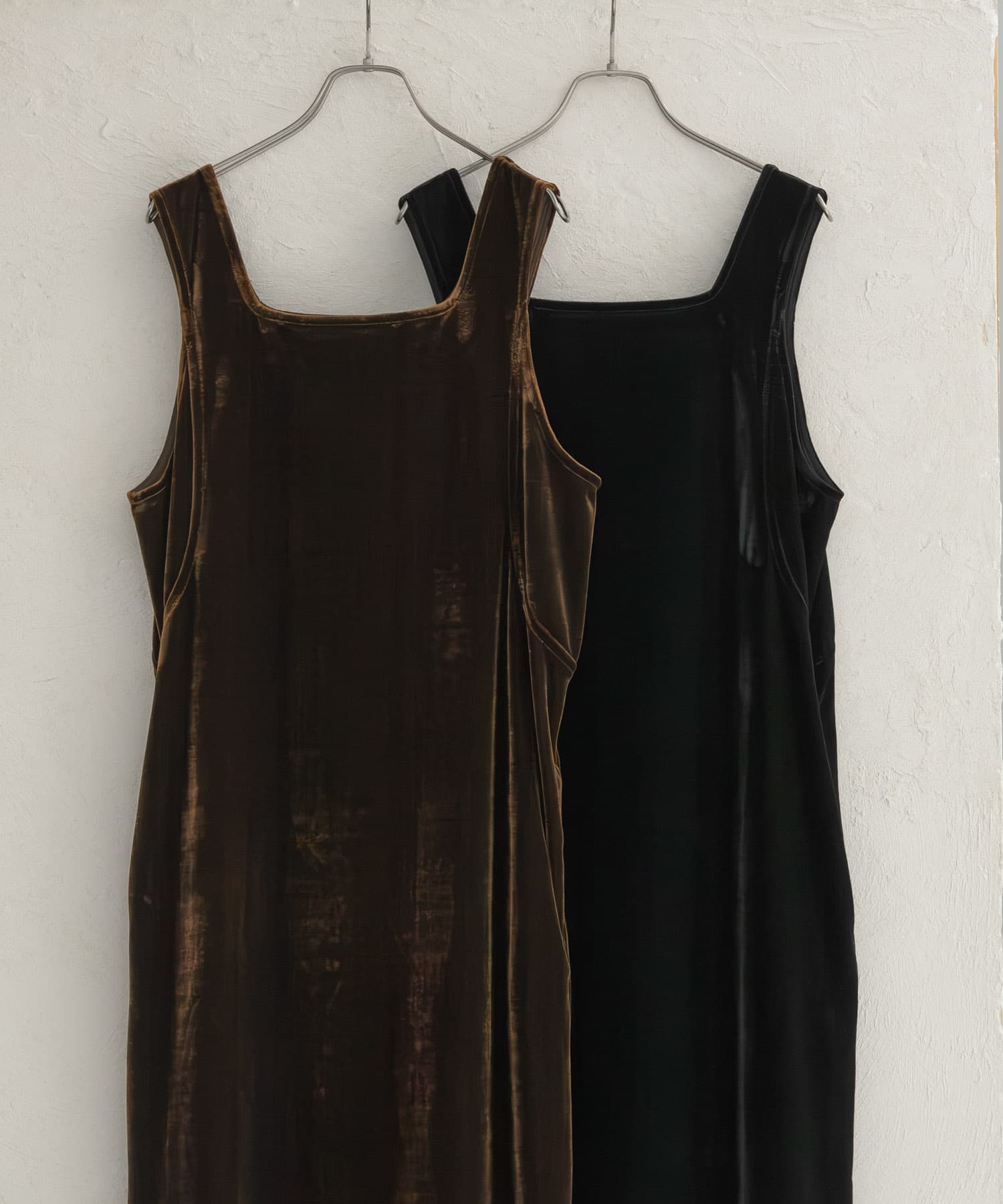 『WEB限定』ベロアスクエアワンピース BROWN one