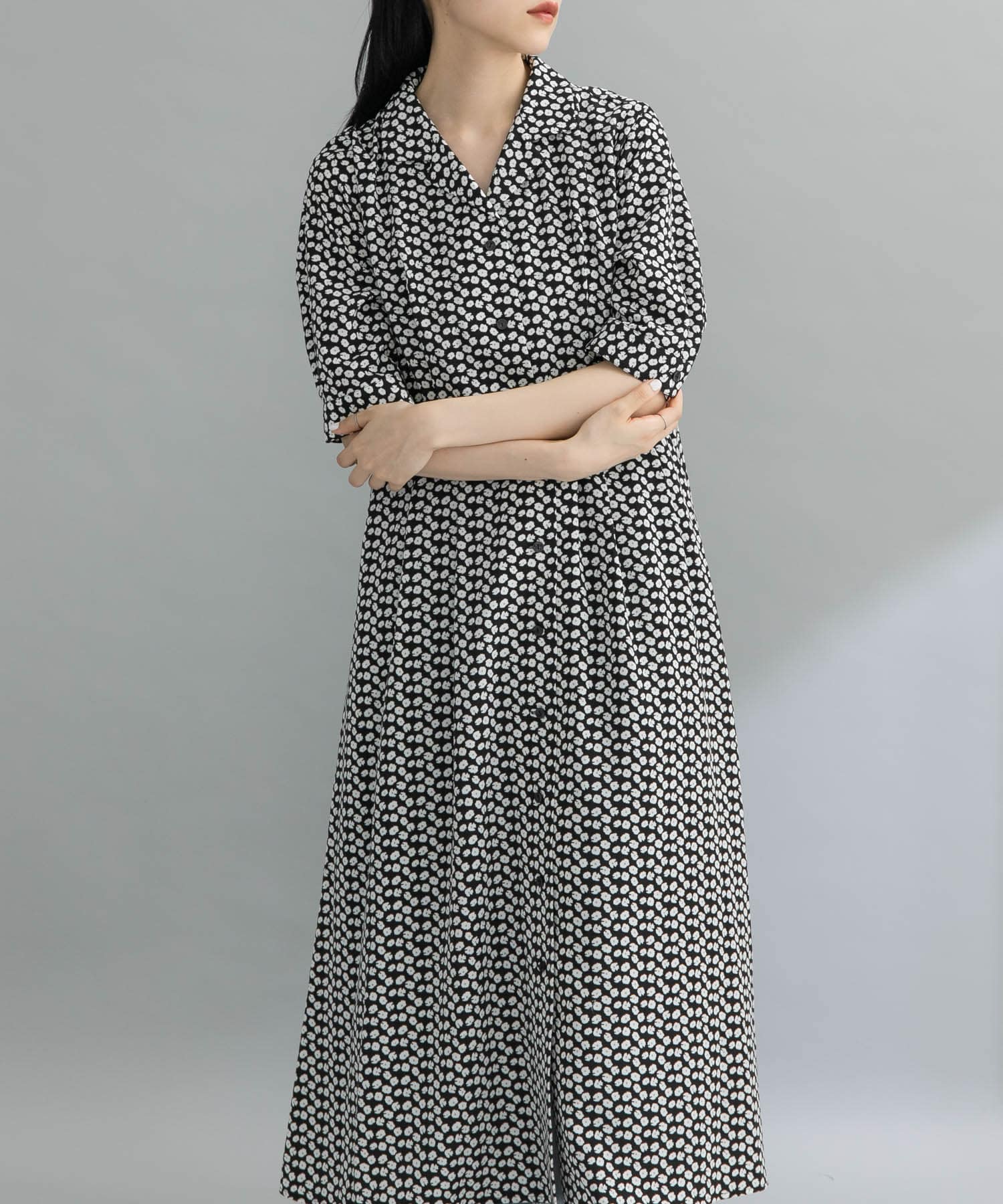 『WEB限定』オープンカラーワンピース