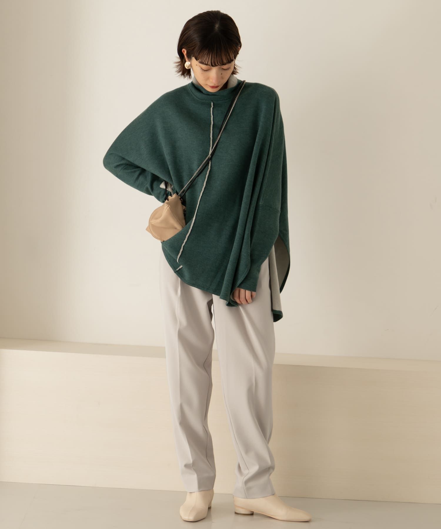 illi　ワンタックスリムテーパードパンツ GREIGE 38