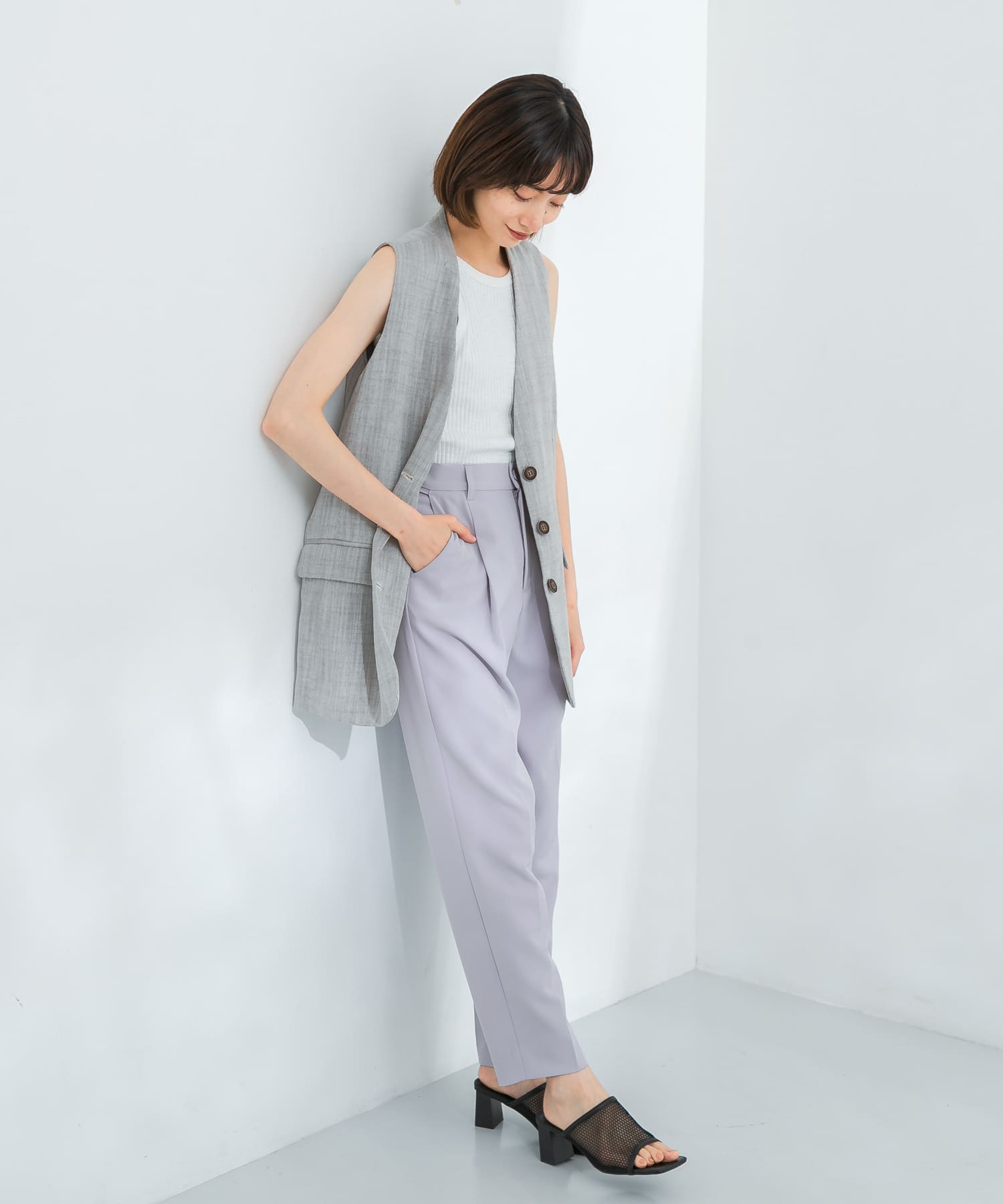 illi　ワンタックスリムテーパードパンツ L.LAVENDER 36