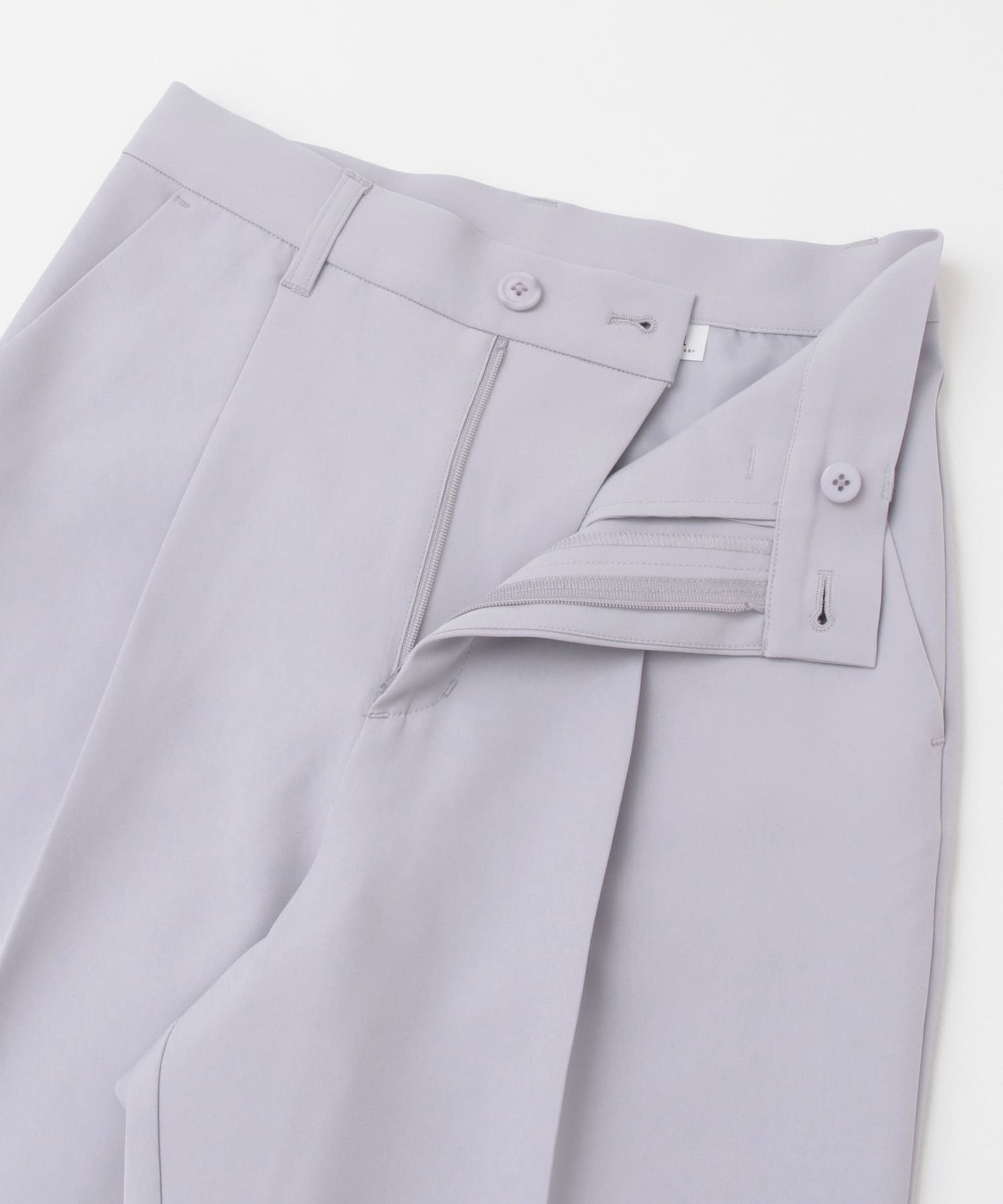illi　ワンタックスリムテーパードパンツ L.LAVENDER 36