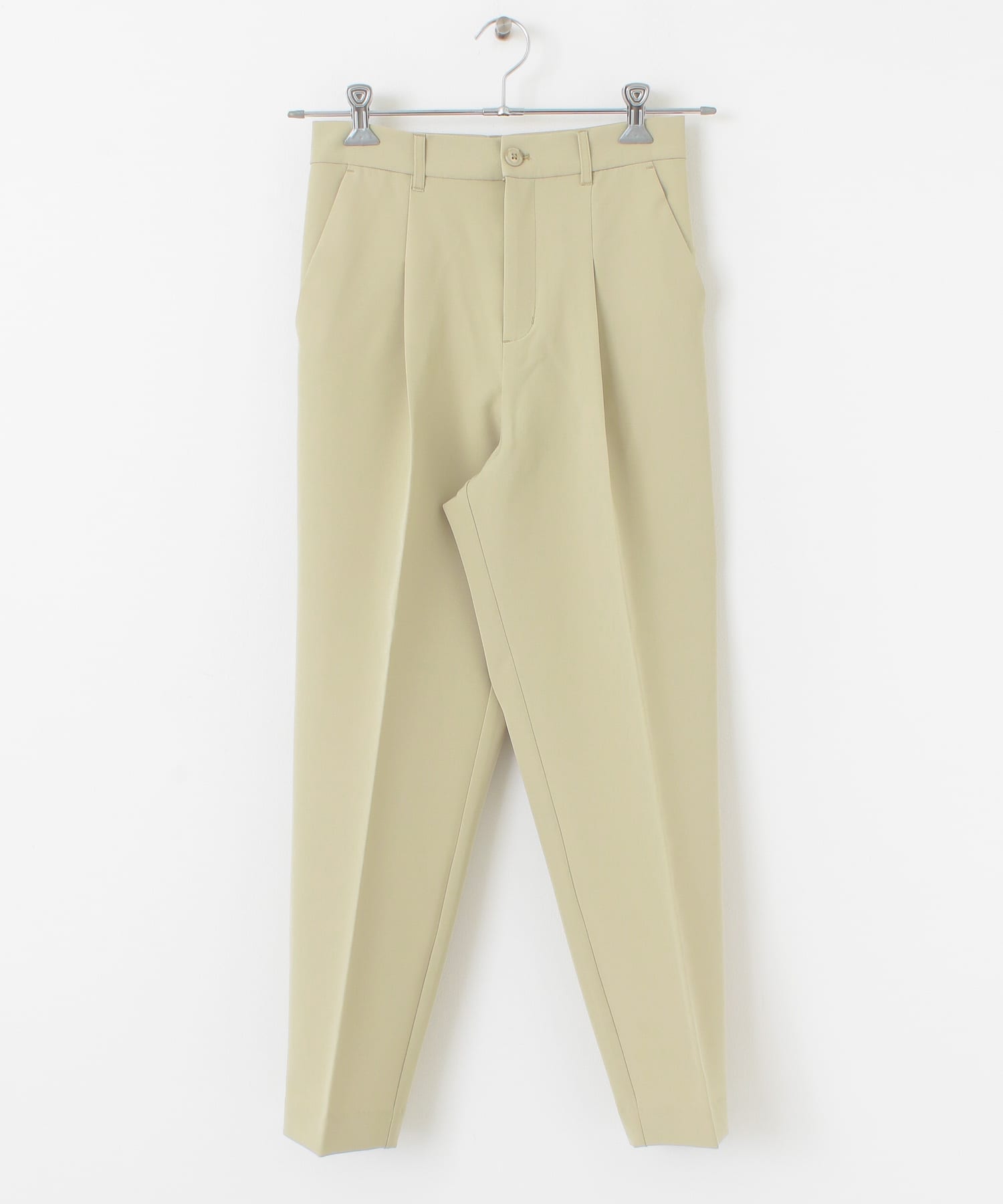 illi　ワンタックスリムテーパードパンツ BEIGE 36