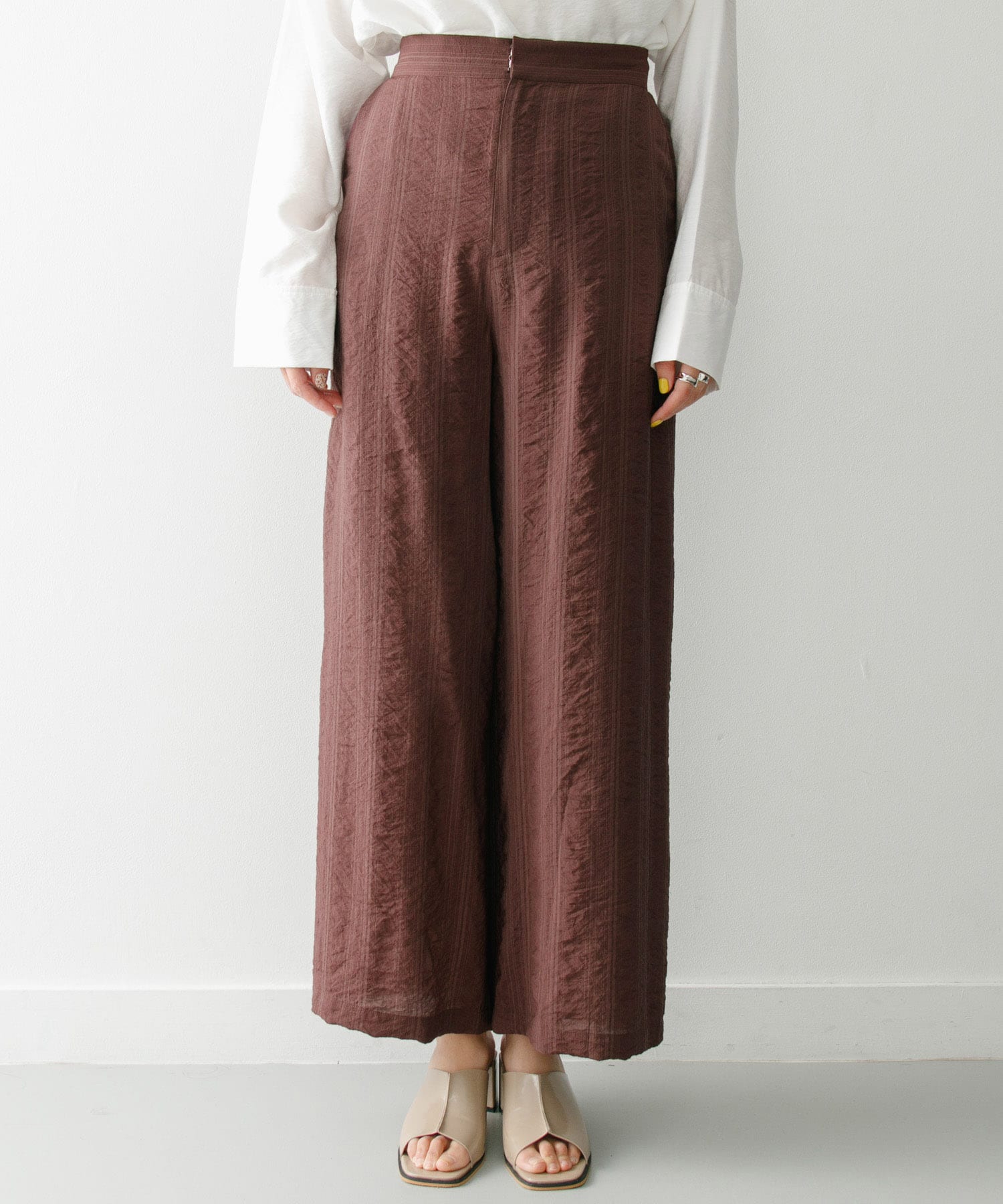KBF+　シアーストライプワイドパンツ∴ BROWN one