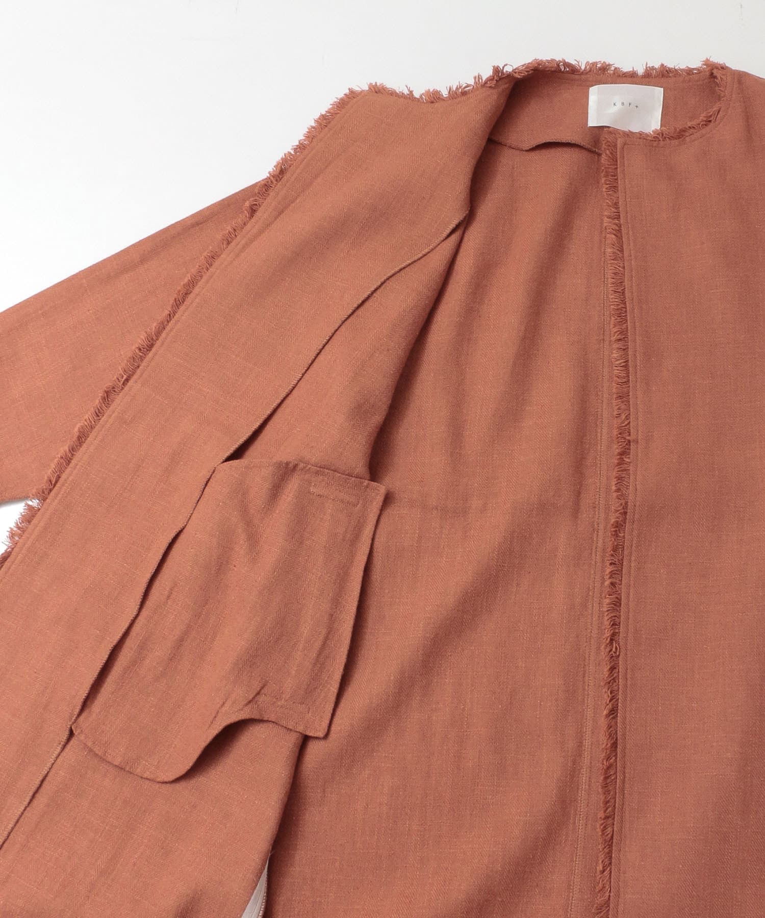 KBF+　ラスティックフリンジコート∴ L.BROWN one