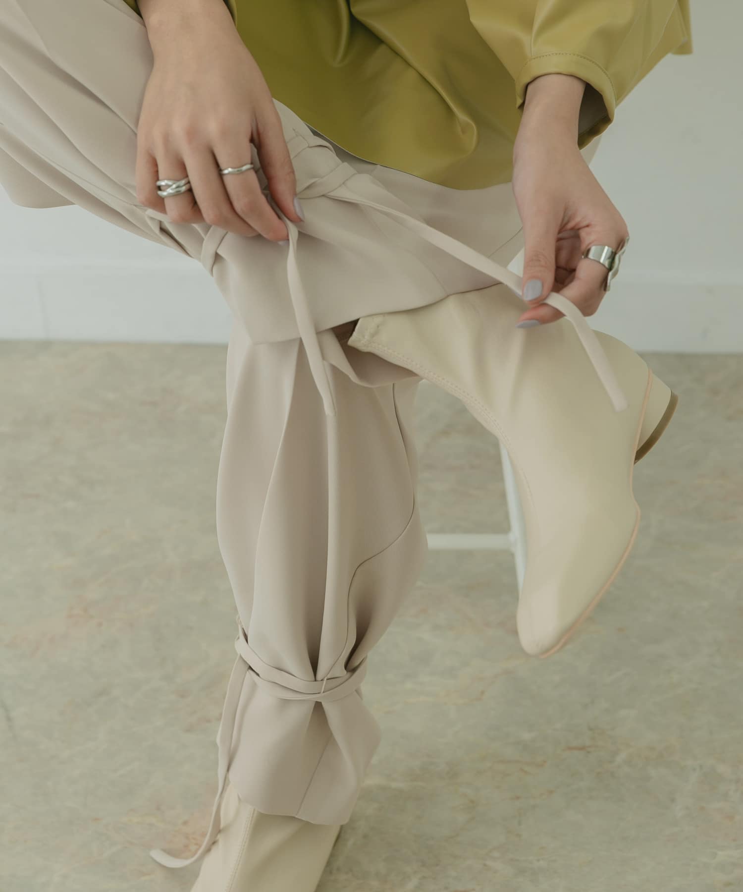L.BEIGE