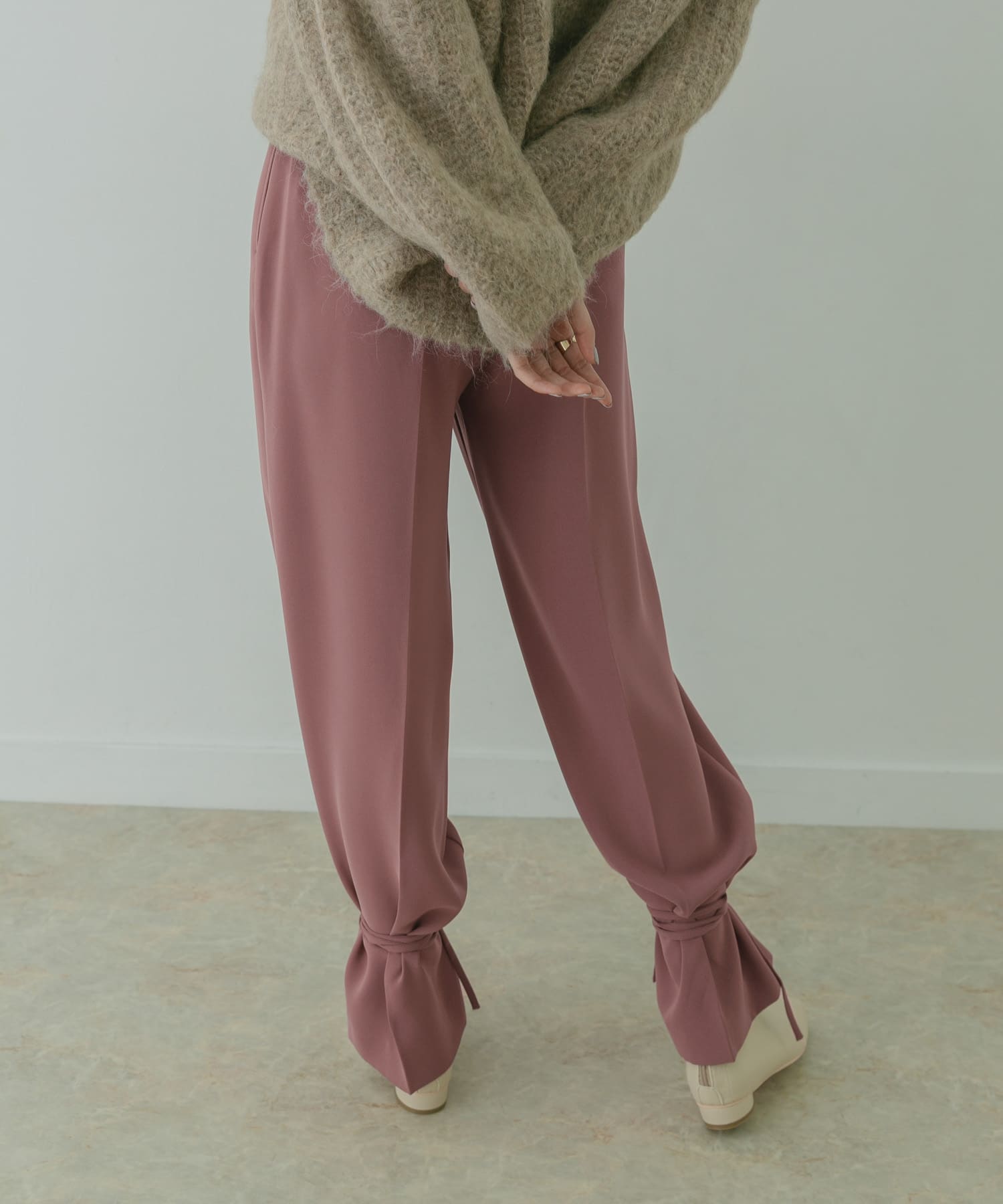 DEEP PINK