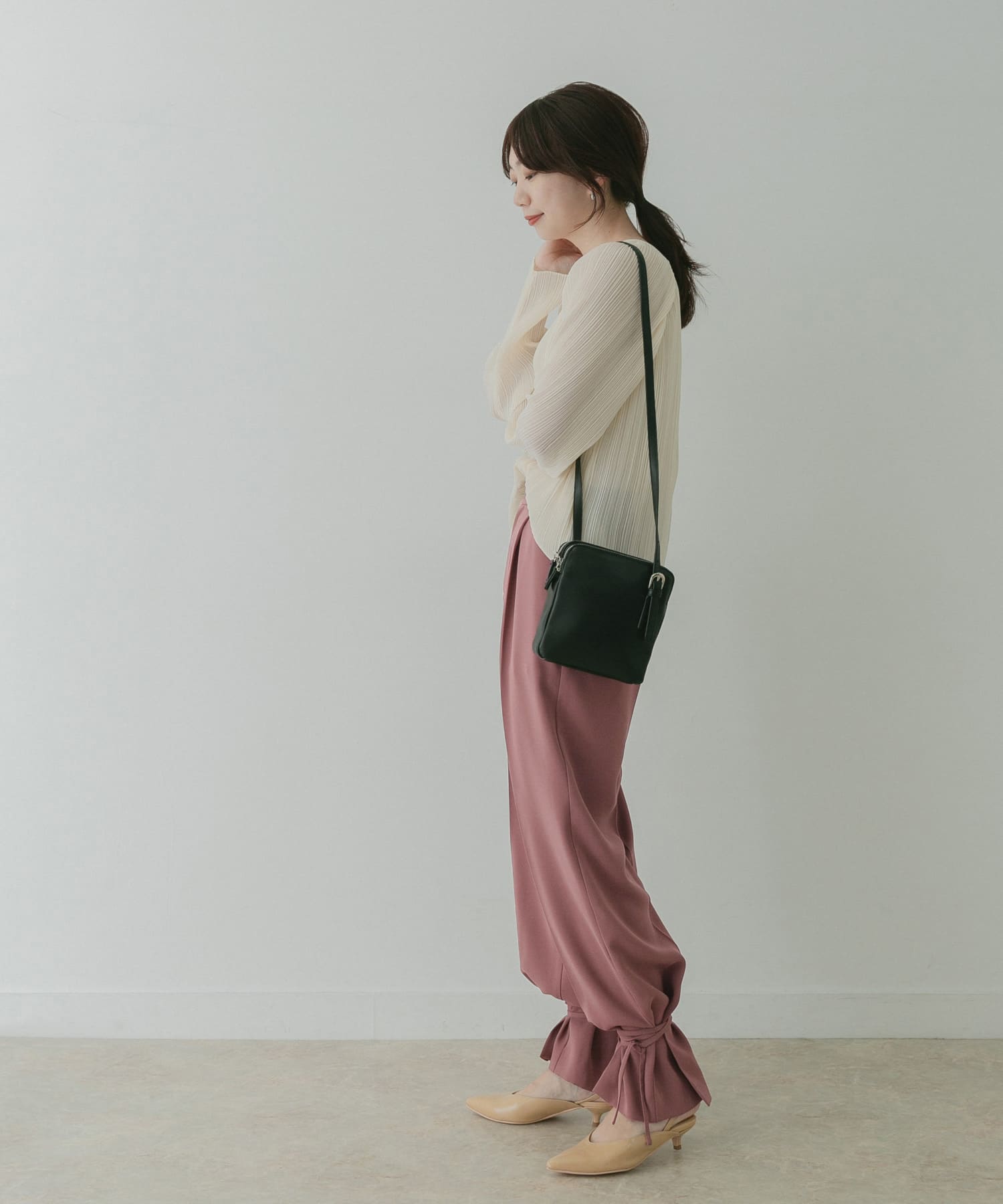 DEEP PINK