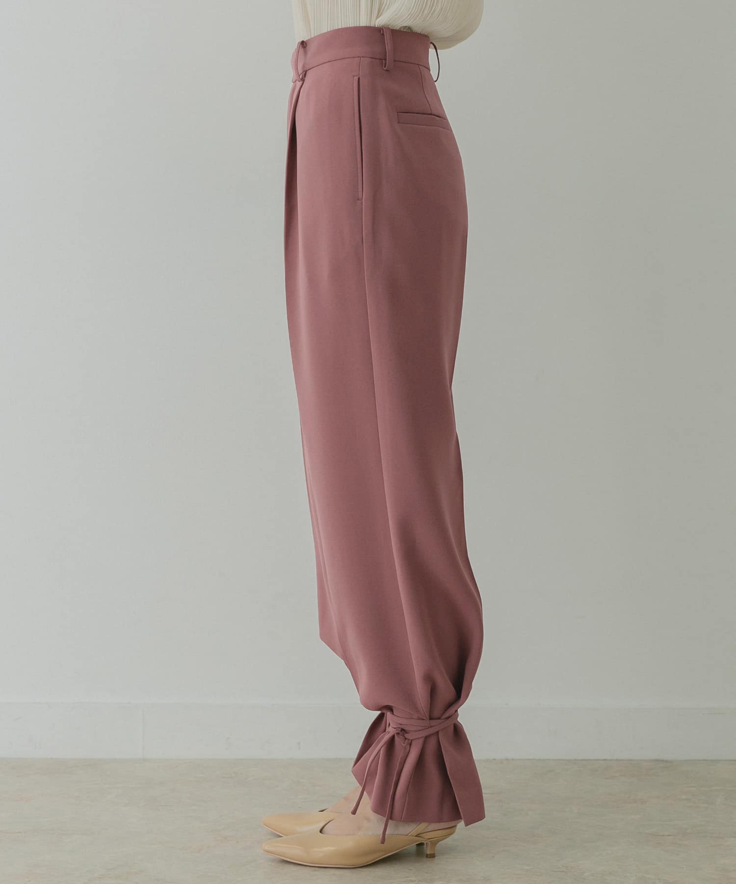DEEP PINK