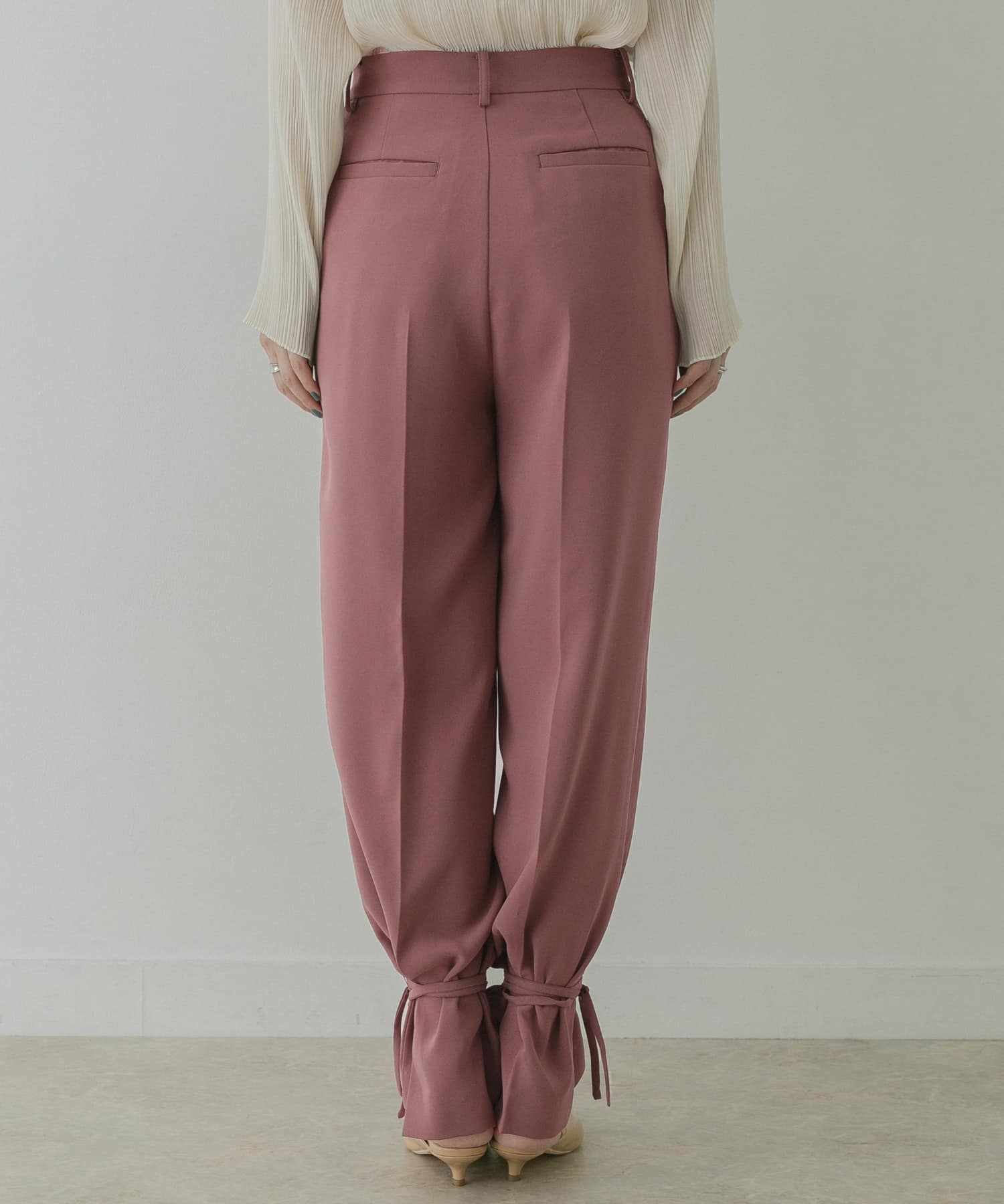 DEEP PINK