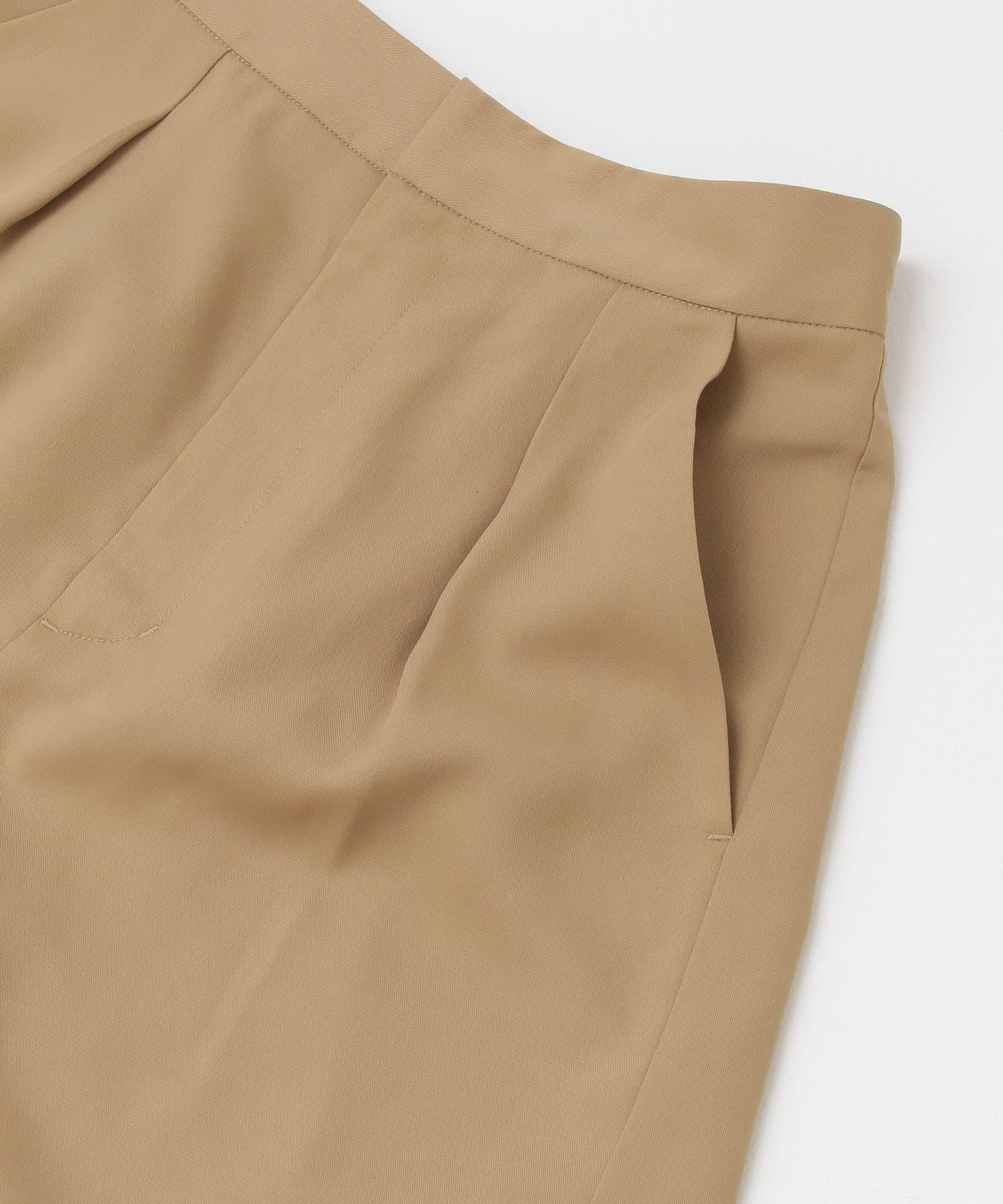 KBF+ タックショートパンツ(one BEIGE): ボトム｜URBAN RESEARCH公式