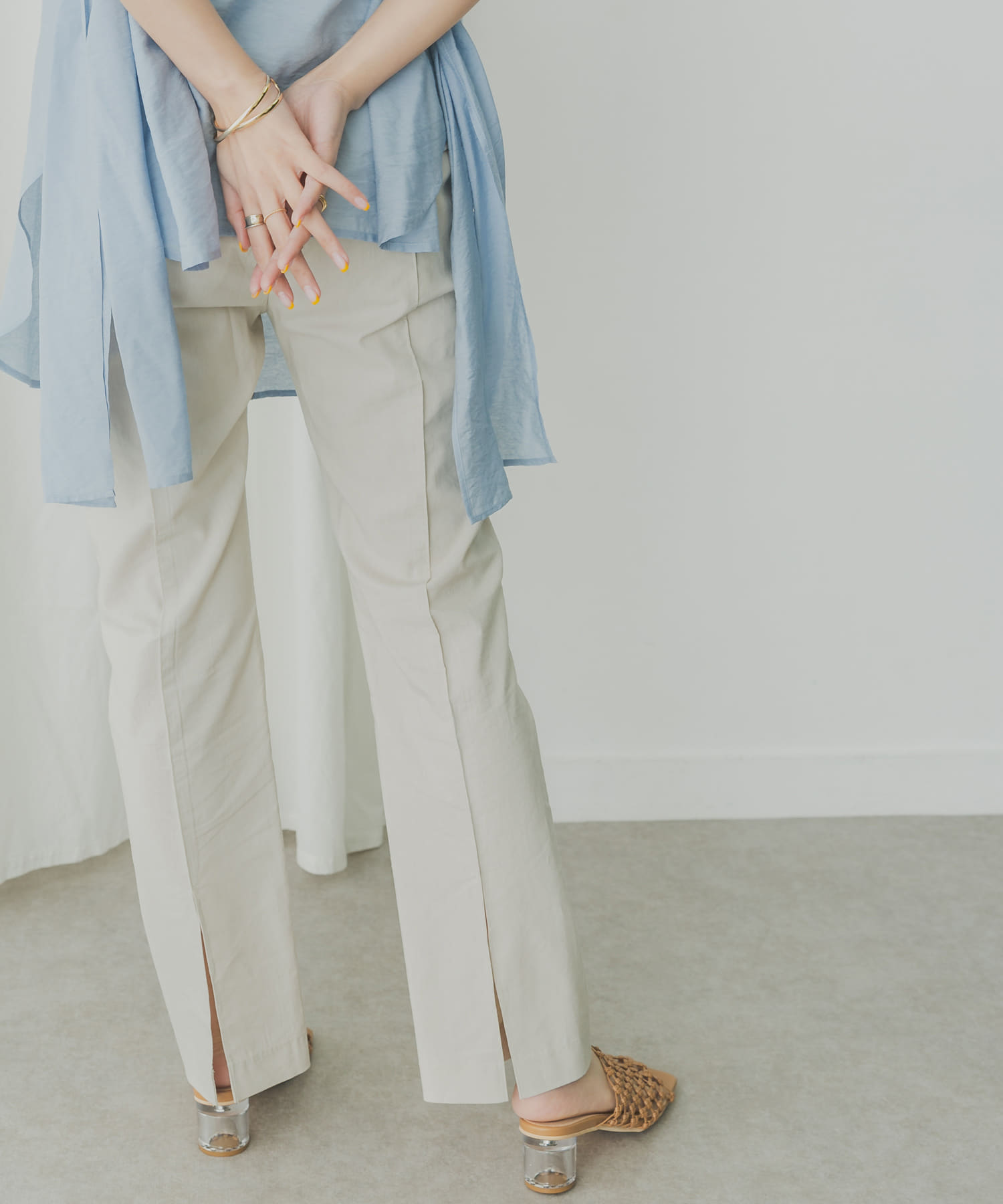 L.BEIGE