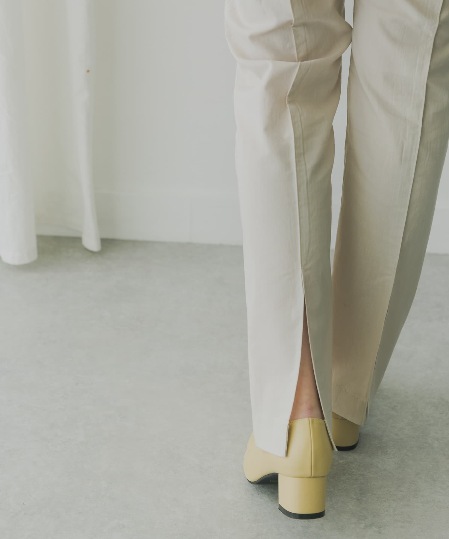 L.BEIGE