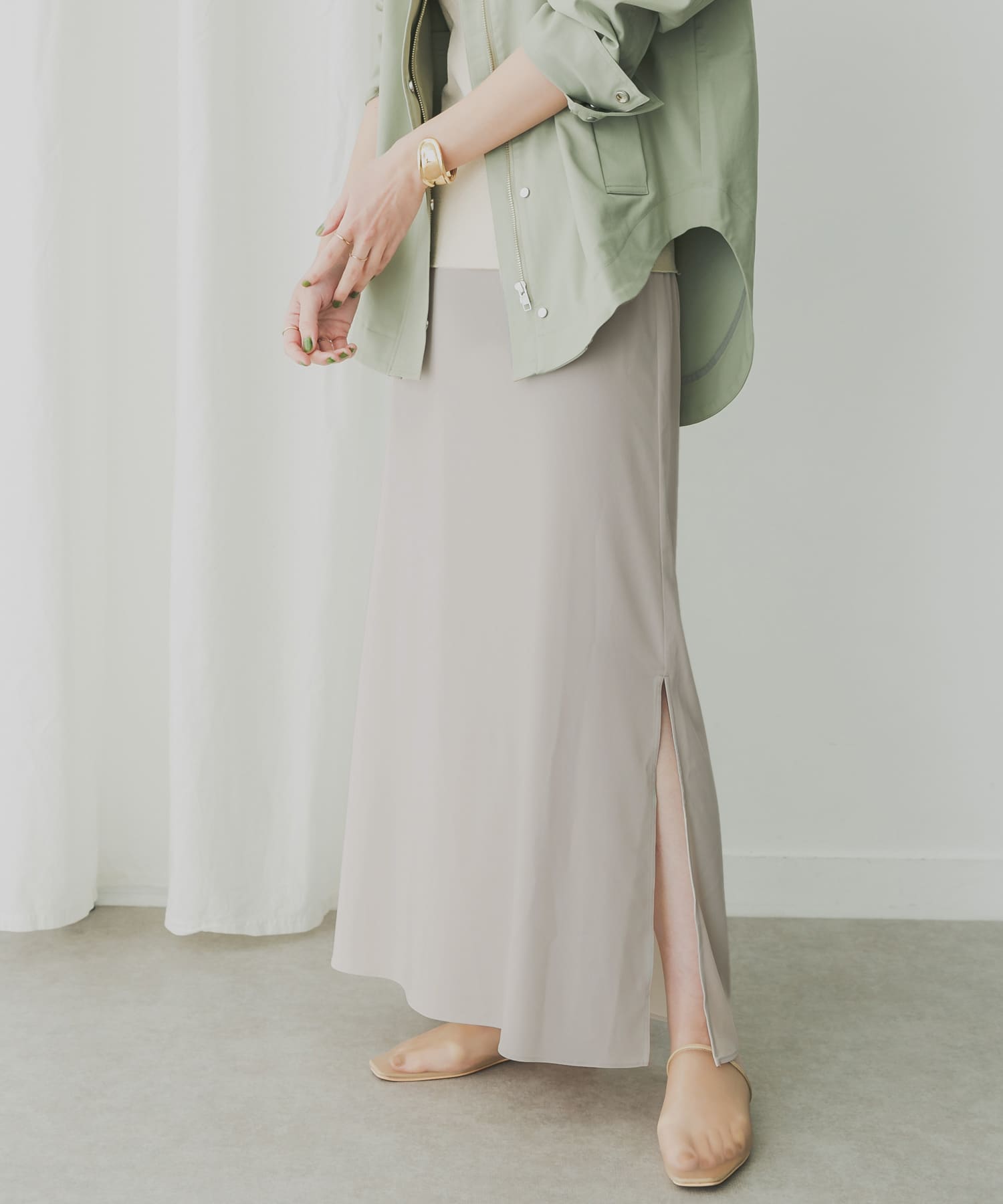 L.BEIGE