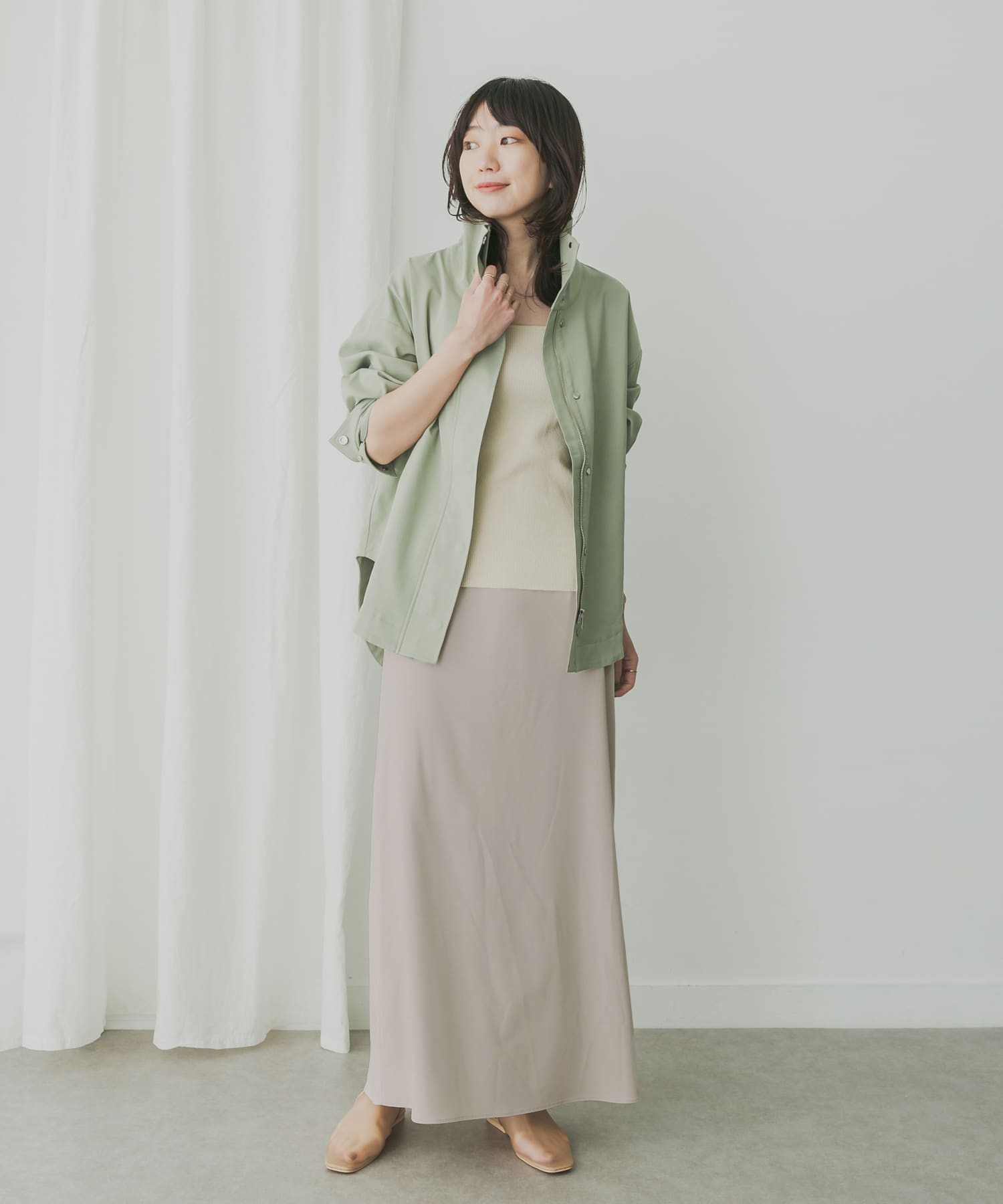 L.BEIGE