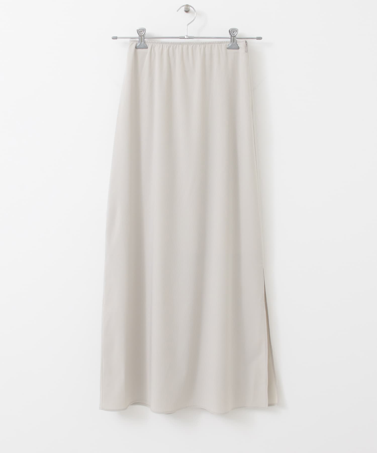 L.BEIGE