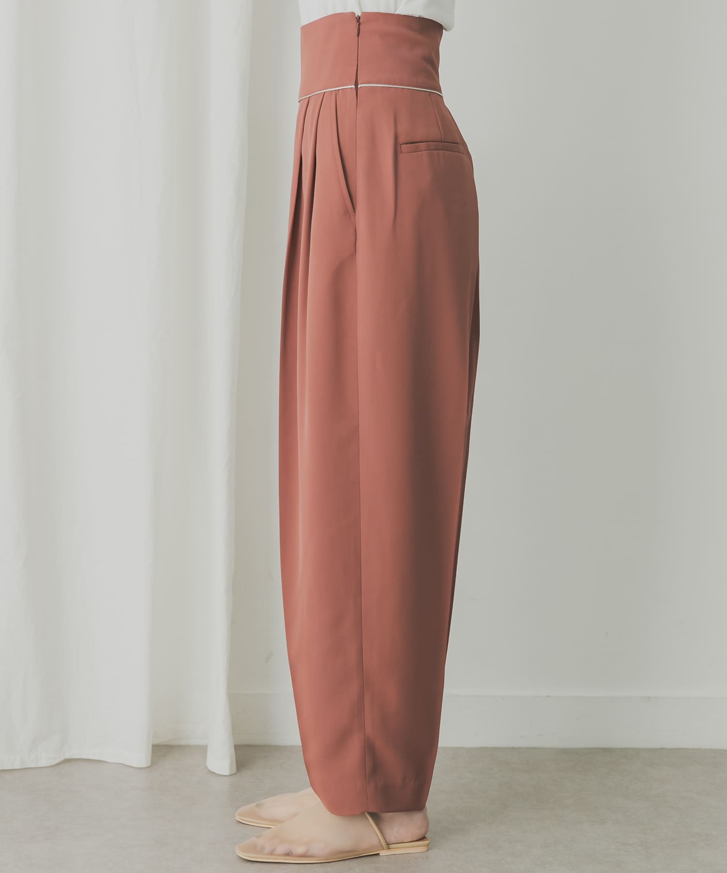 RED BROWN