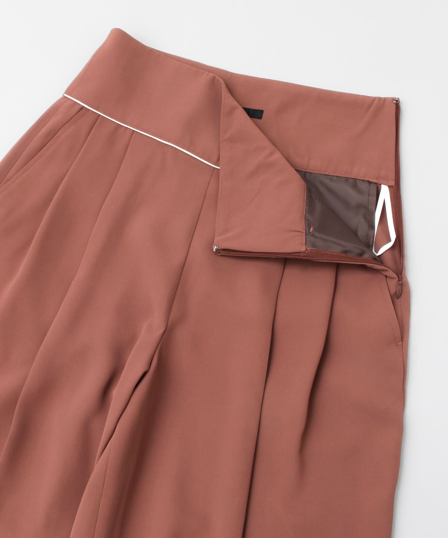 RED BROWN