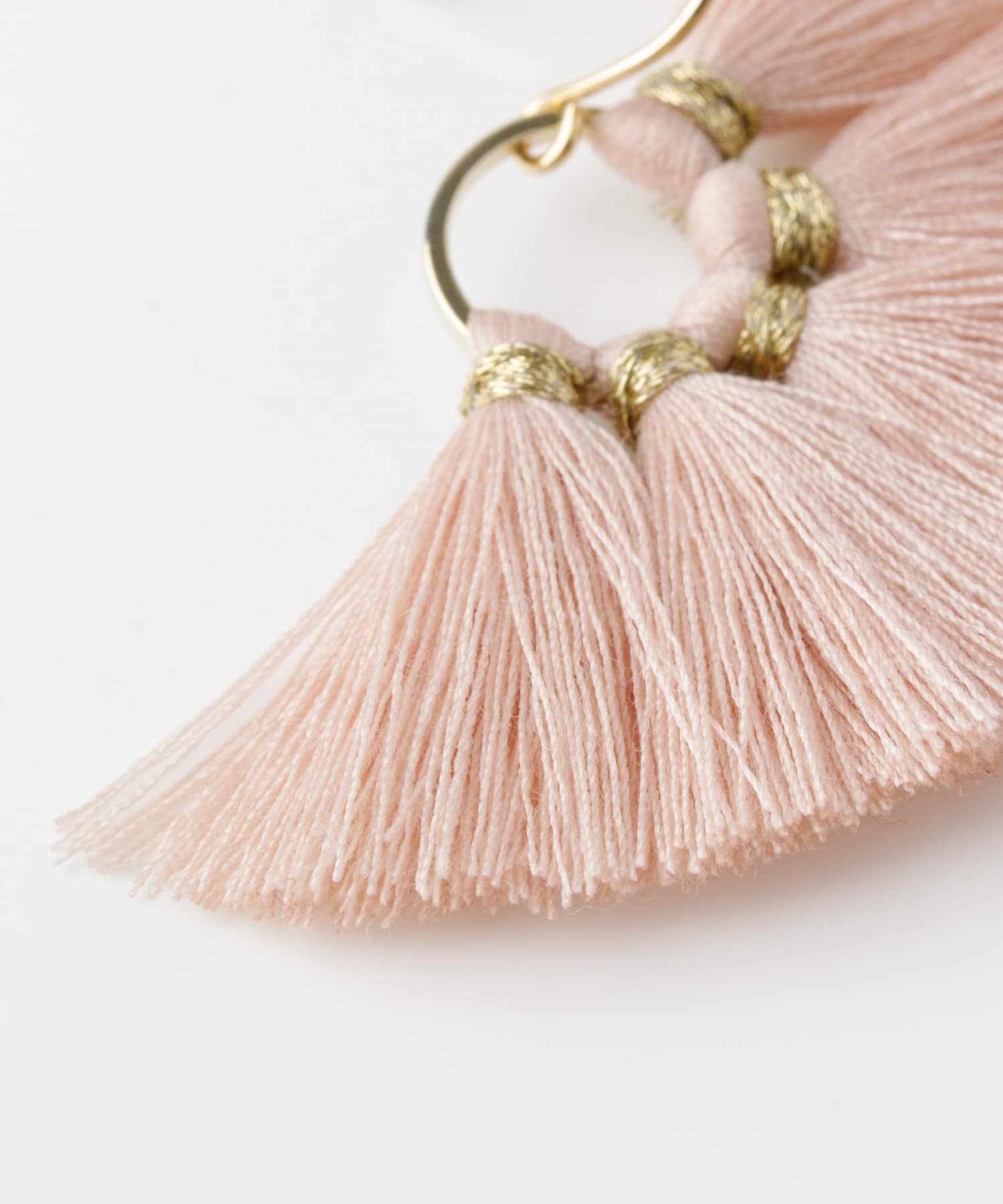 KBF+　フリンジサークルピアス PINK one
