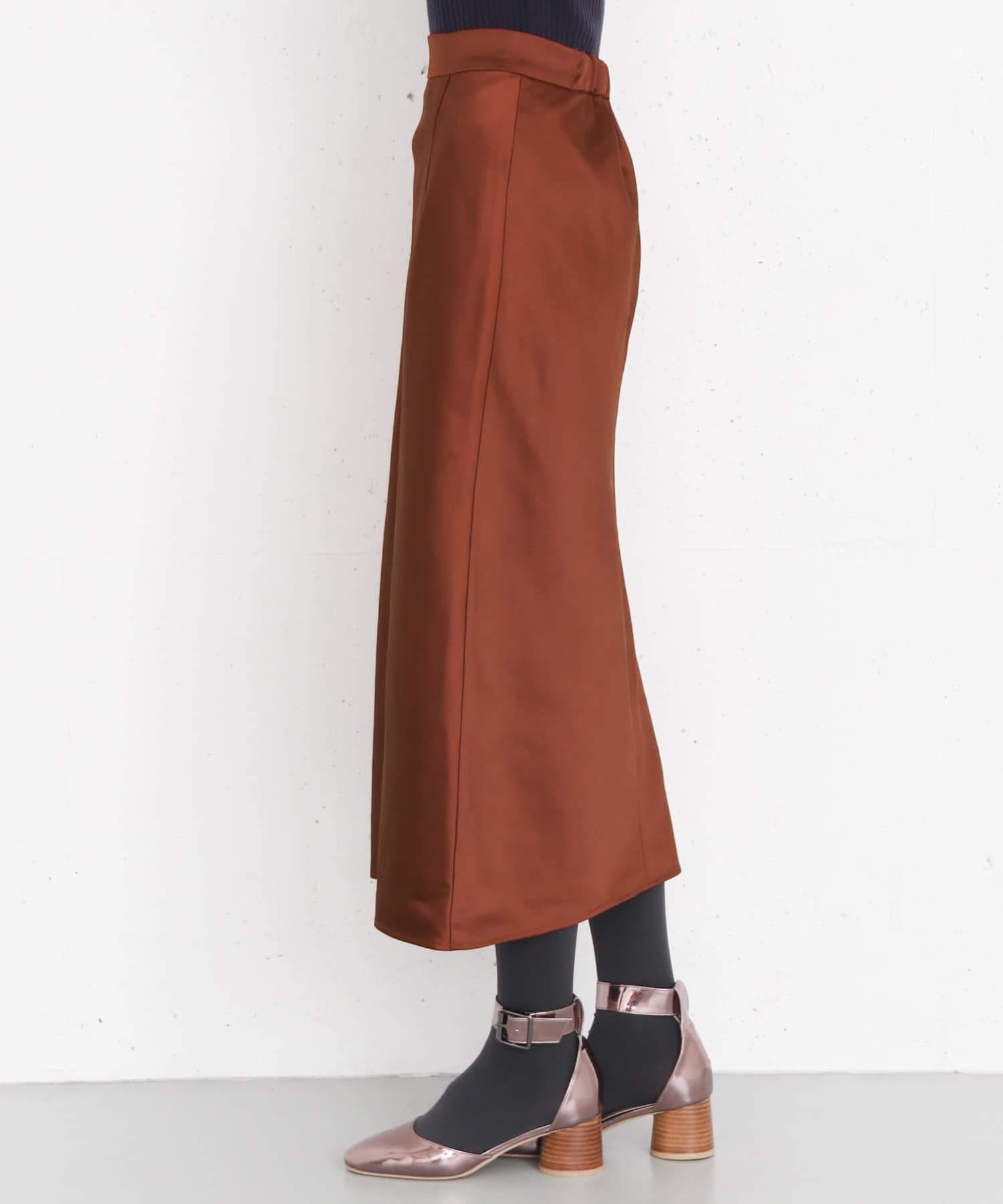 RED BROWN