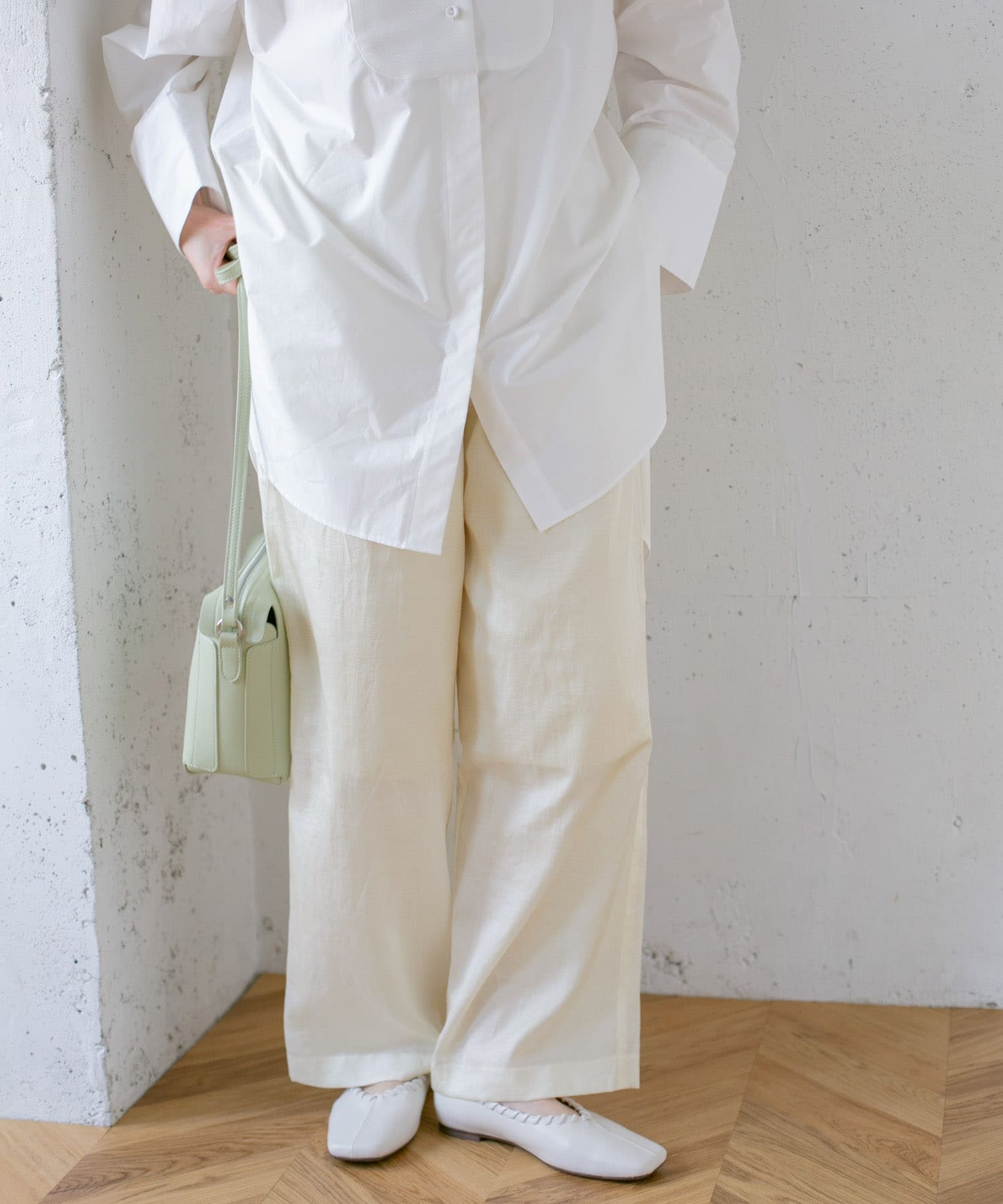 イージーストレートパンツ IVORY one
