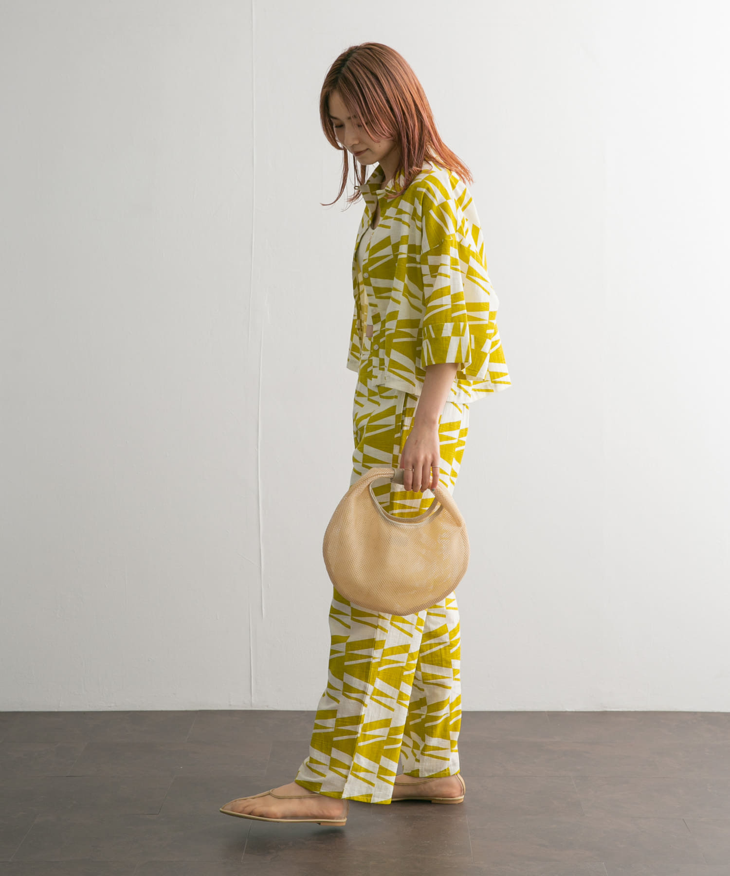 CONTROL FREAK　メッシュラウンドバッグ BEIGE one